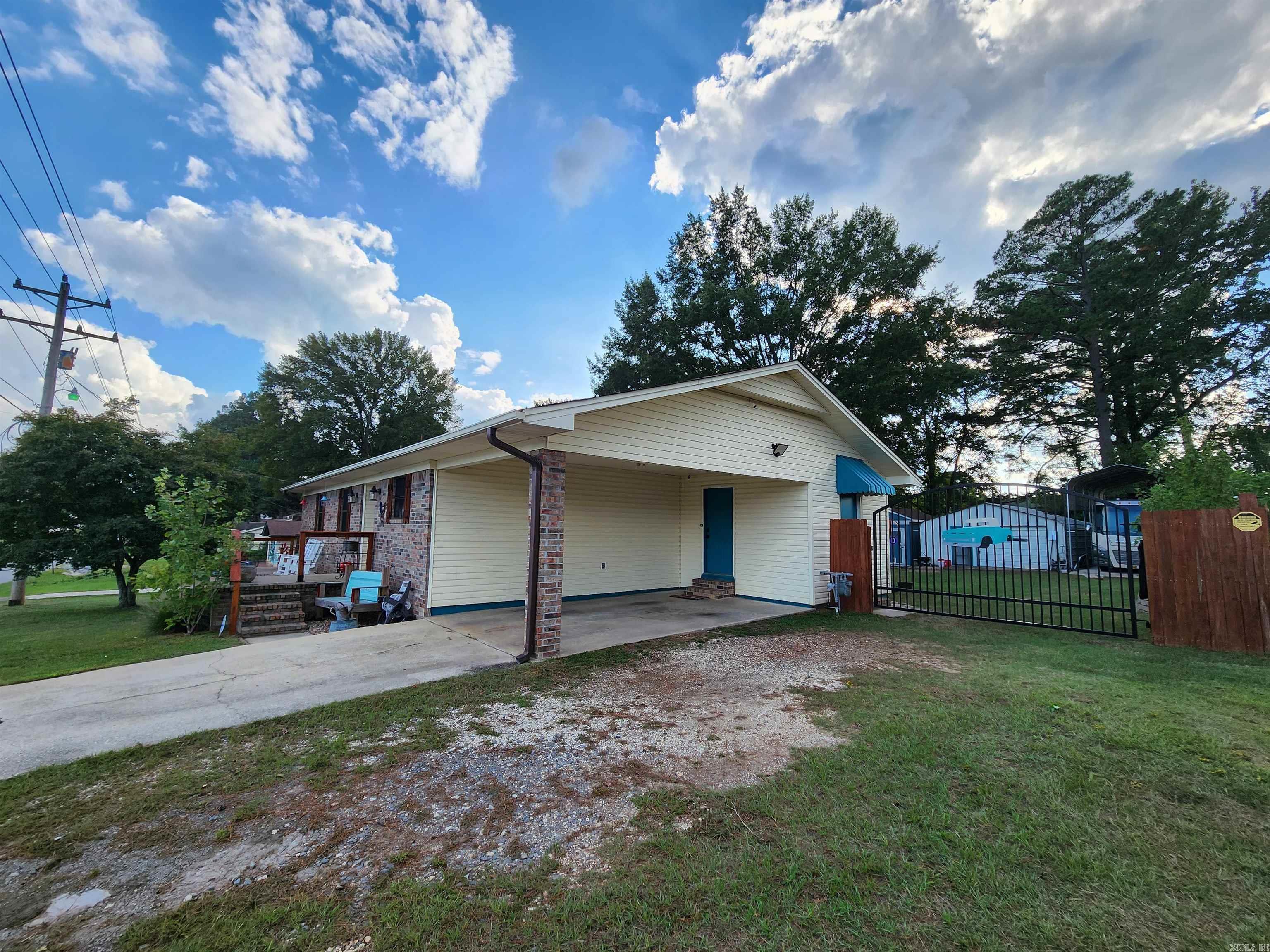 701 N RED  Sheridan, AR