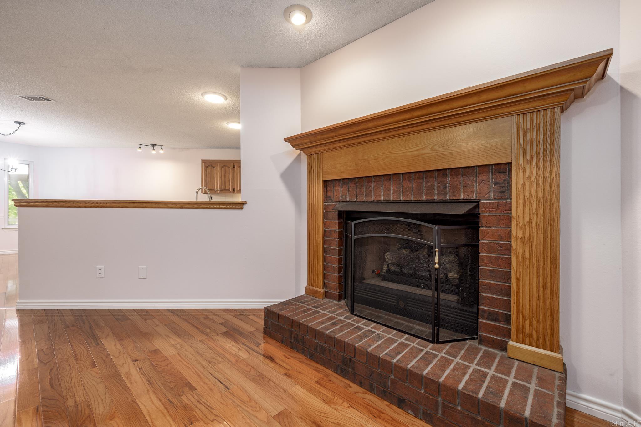 1 Telon  Hot Springs Village, AR