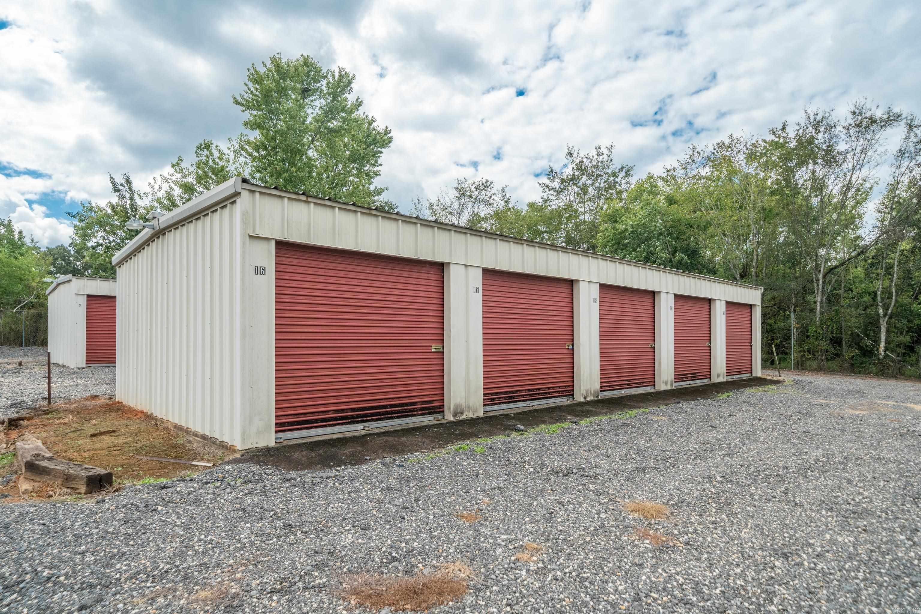 21565 HWY 51  Malvern, AR