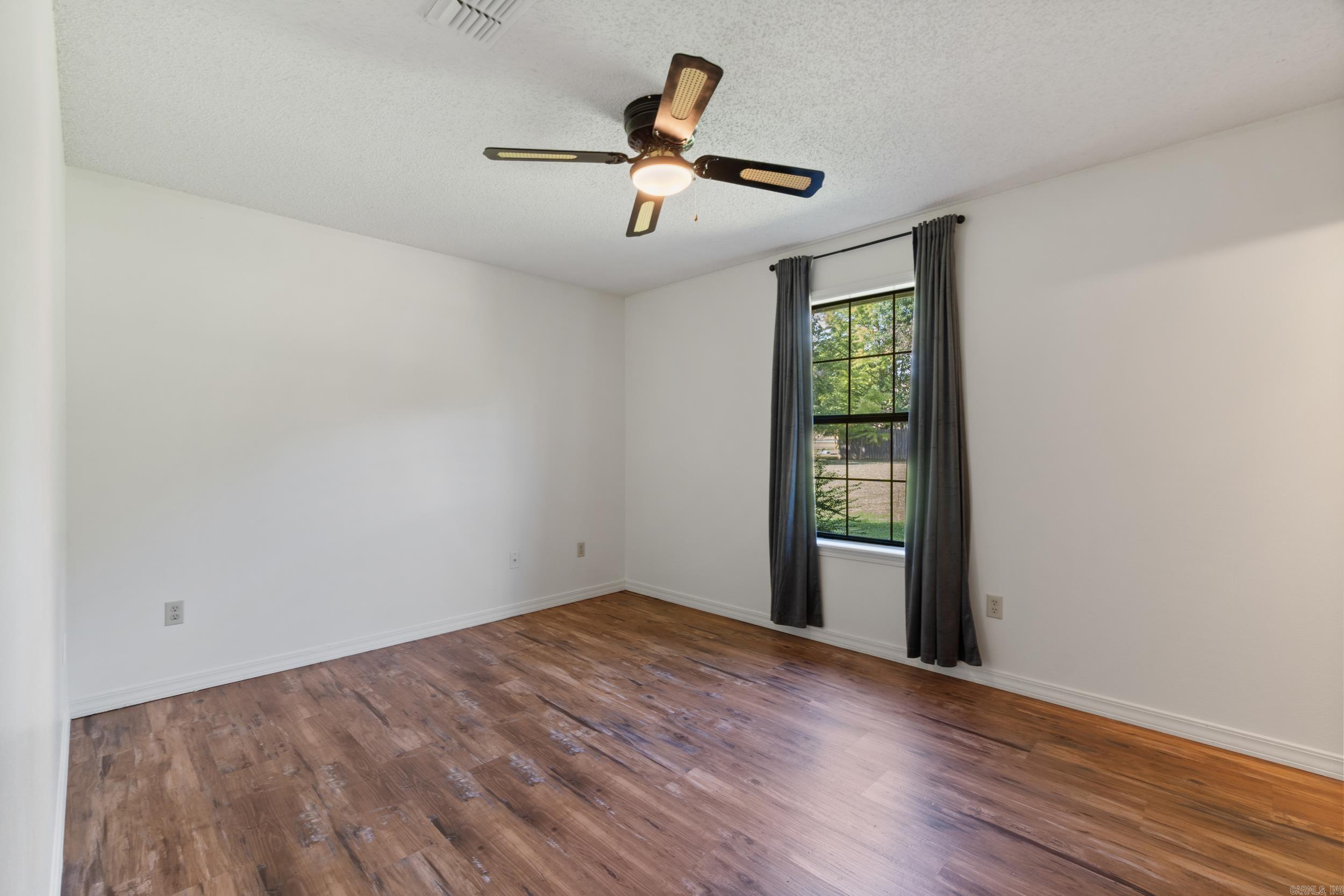 9 Bush  Vilonia, AR
