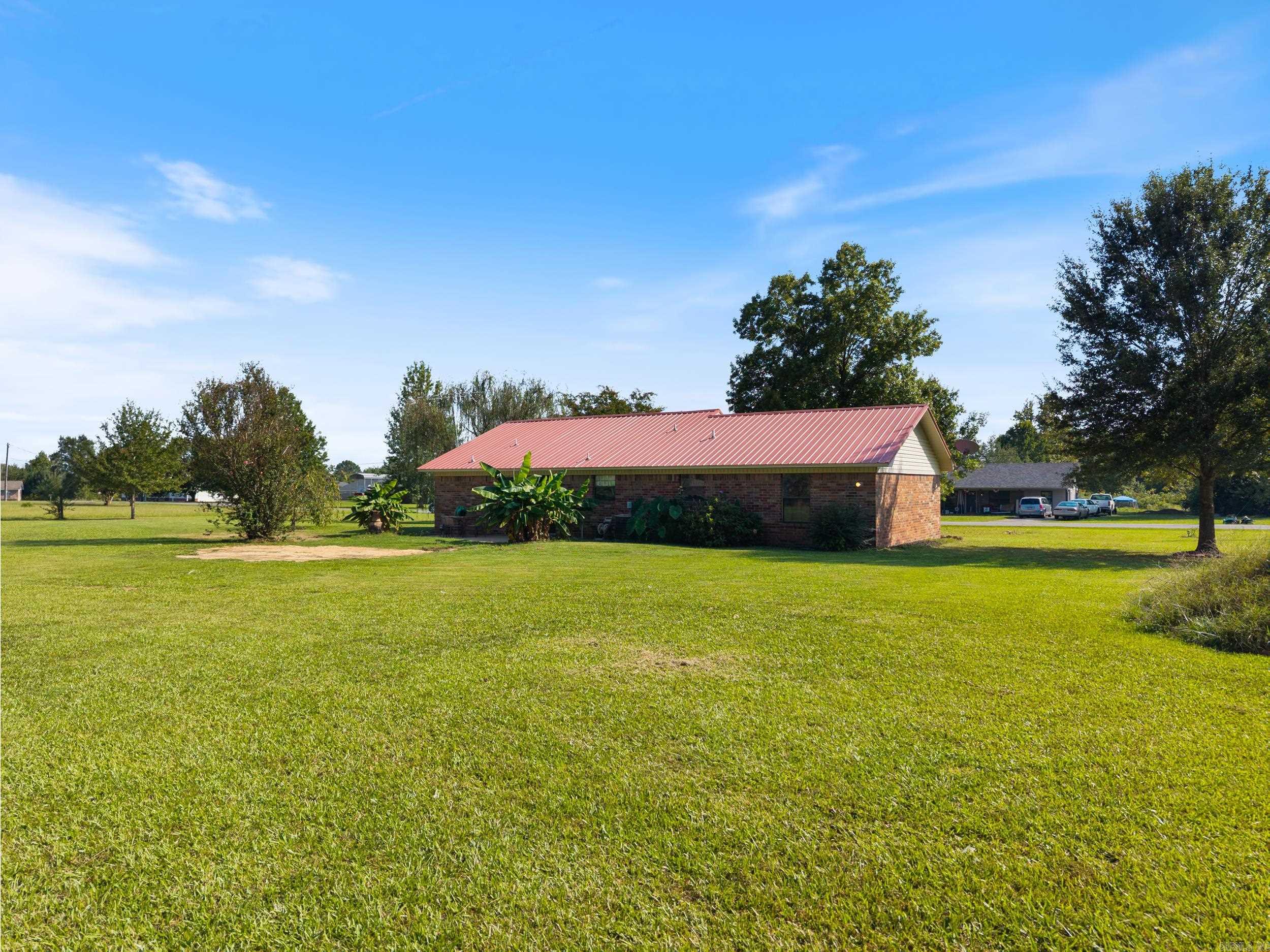 9 Bush  Vilonia, AR