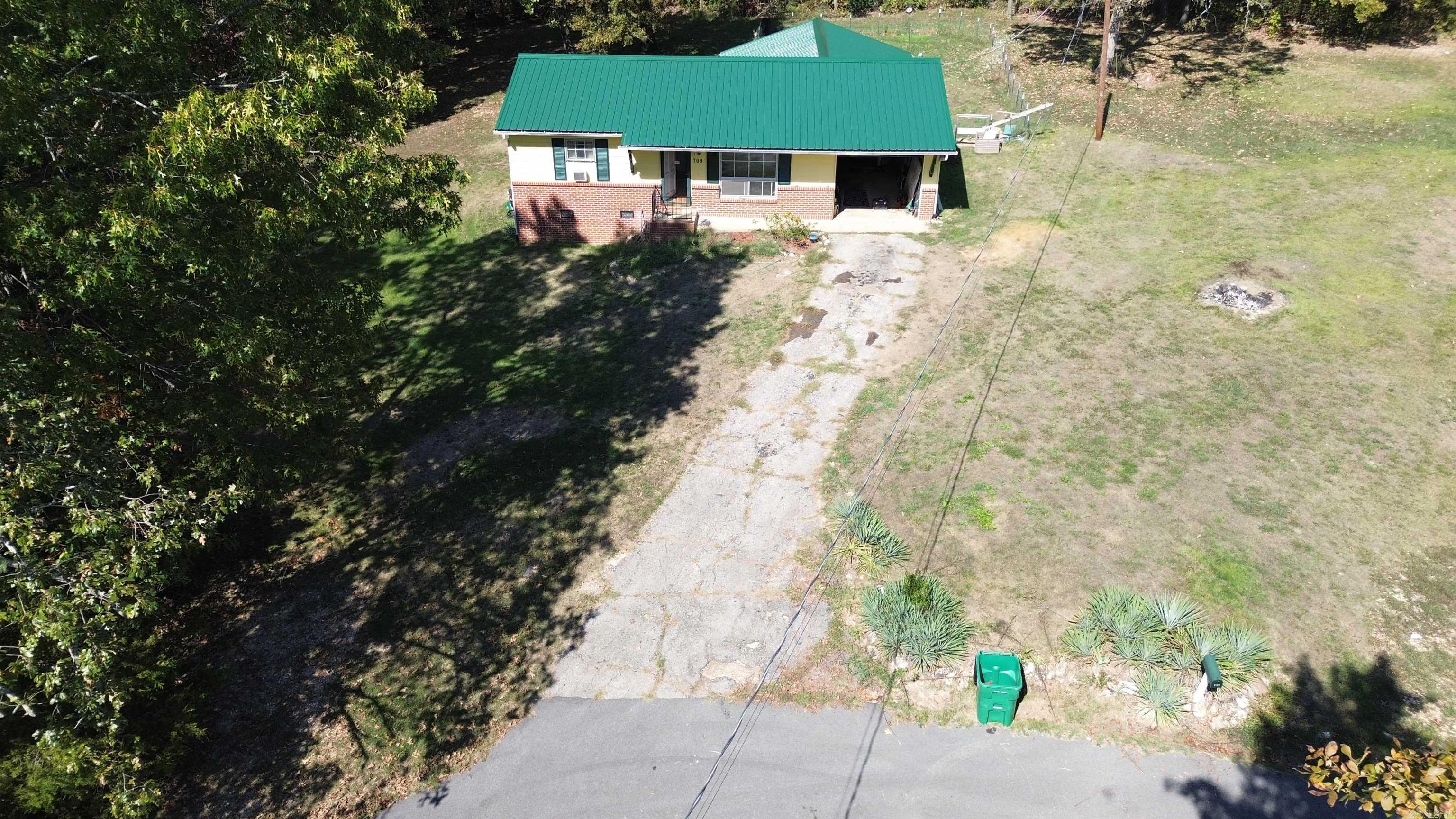 709 Owl  Horseshoe Bend, AR
