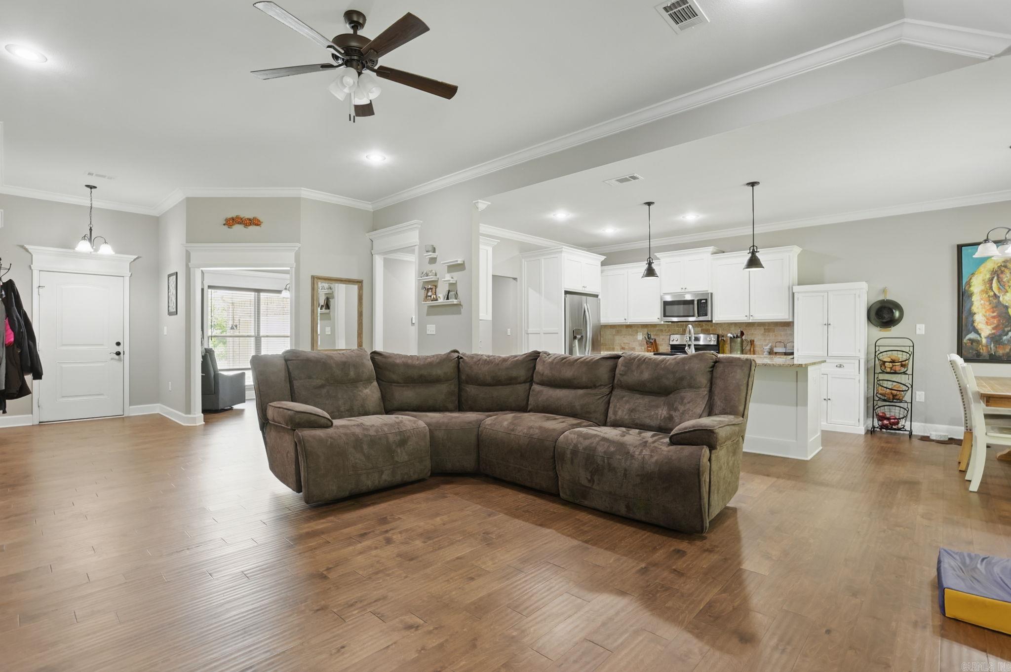544 Reuben Drive  Alexander, AR