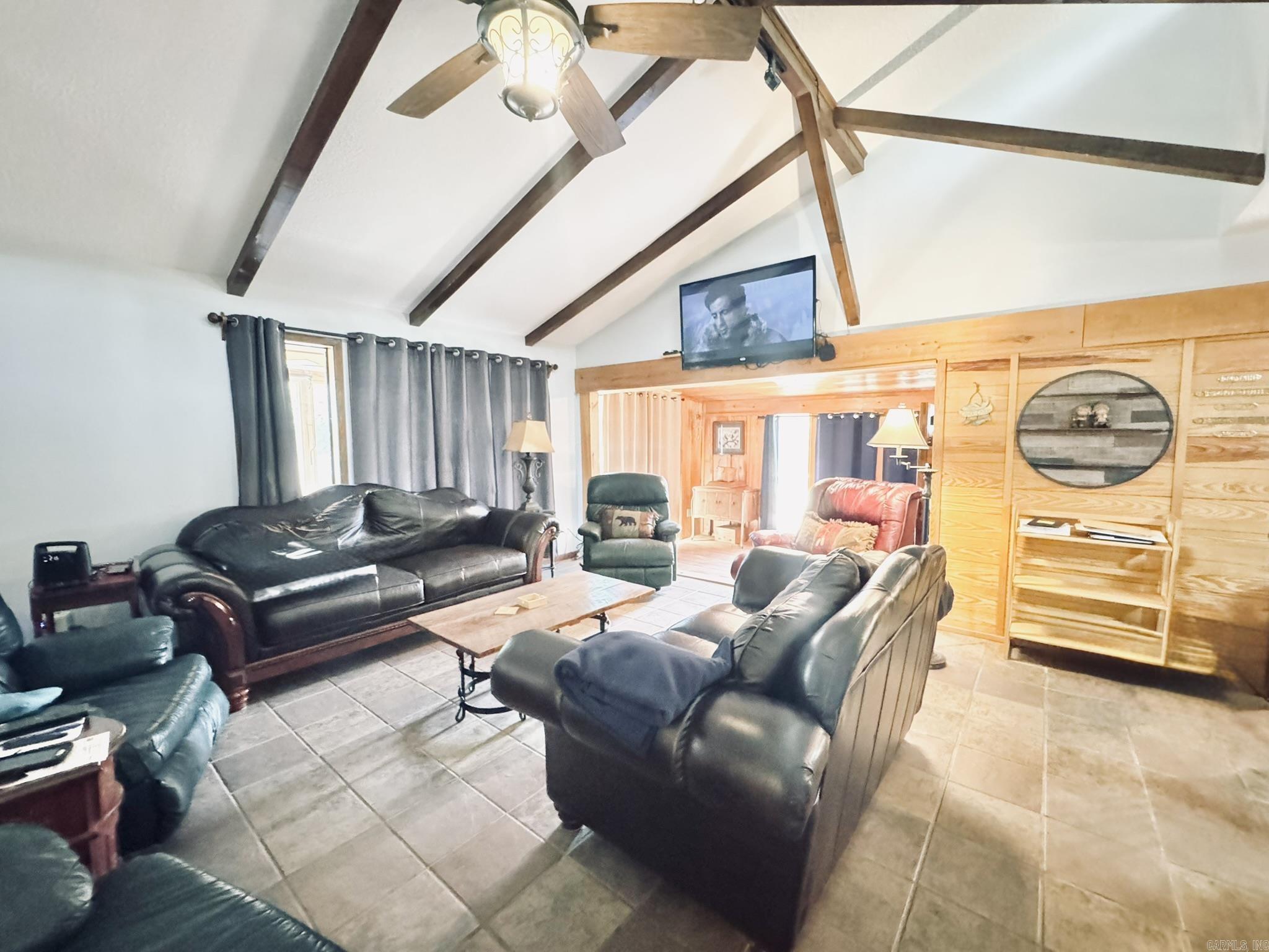 858 N Riverview  Mountain View, AR