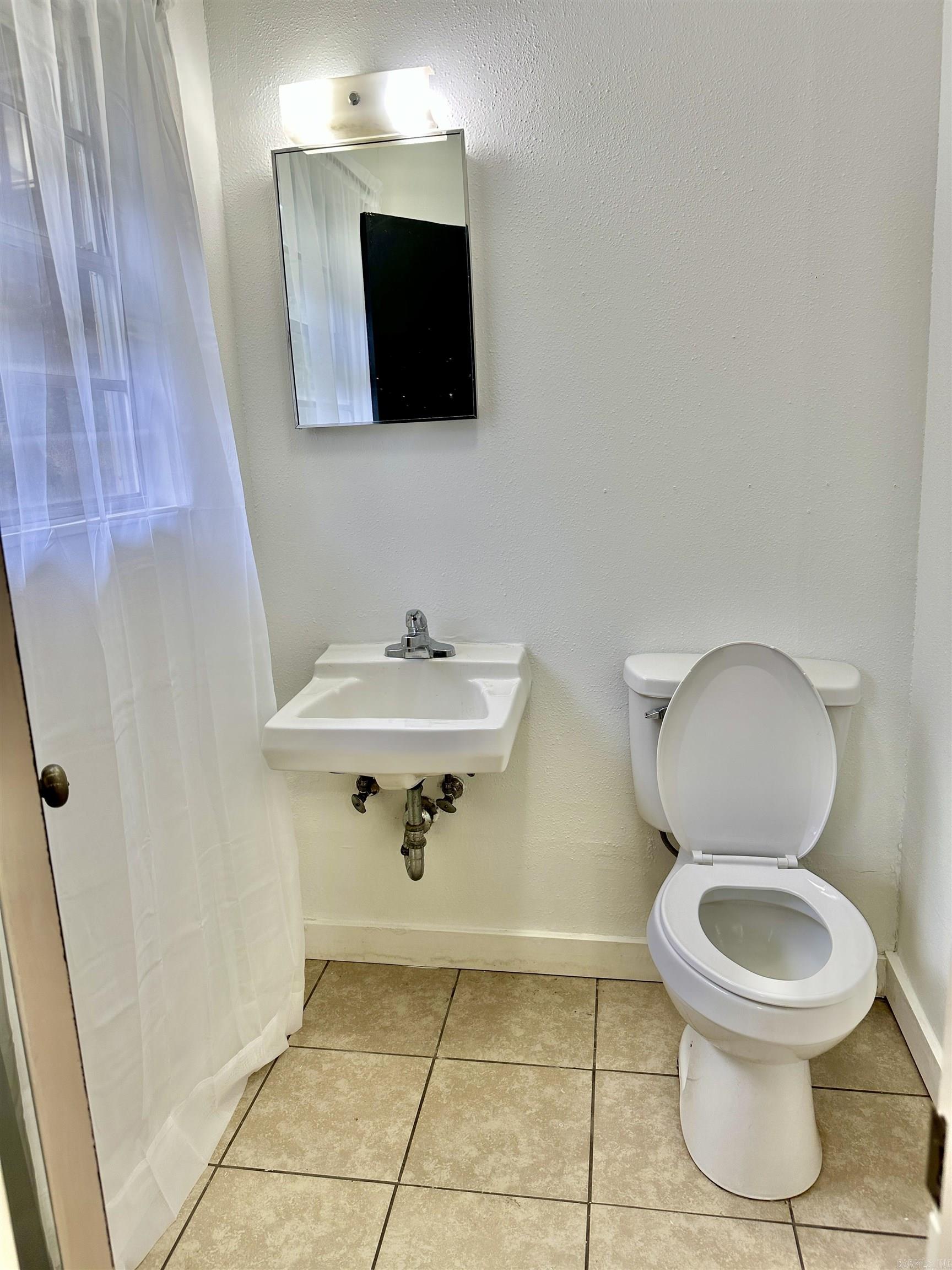 1703 O'Connell  Arkadelphia, AR
