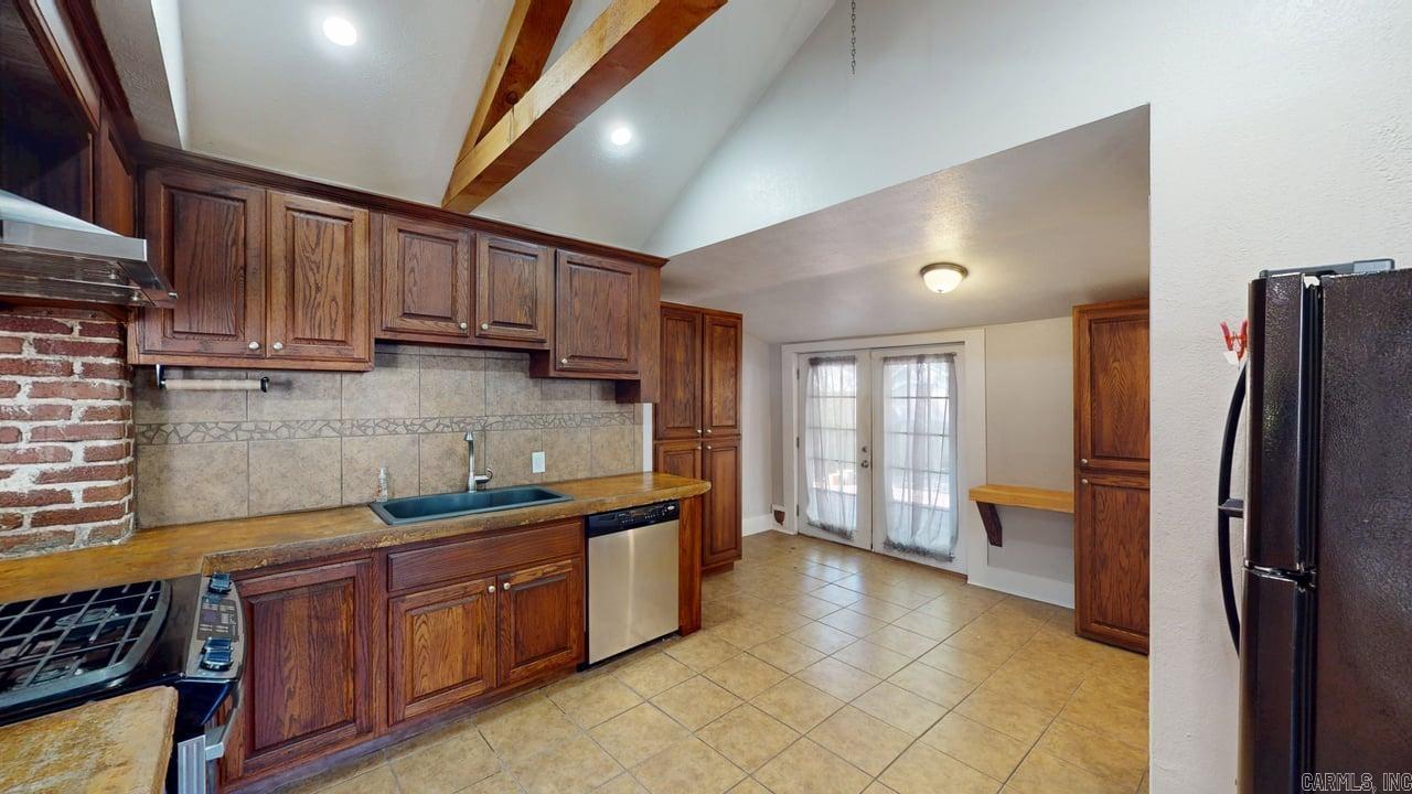 1209 Clifton  Conway, AR