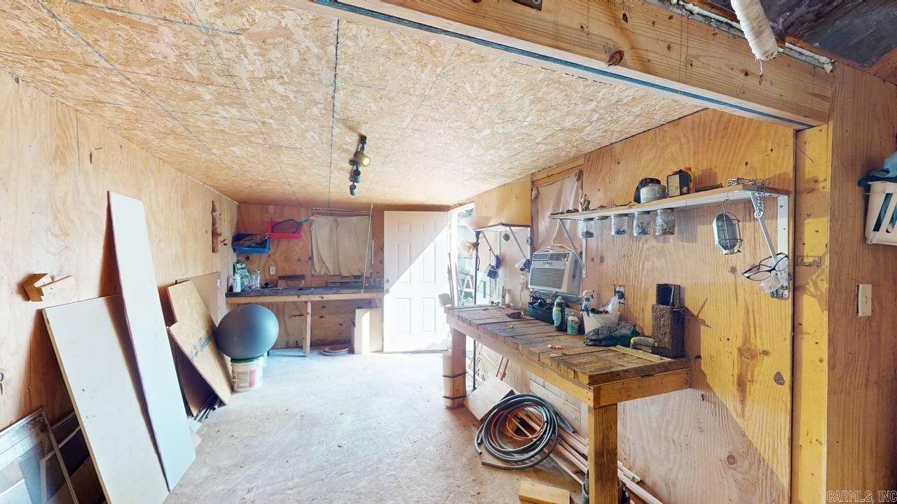 1209 Clifton  Conway, AR