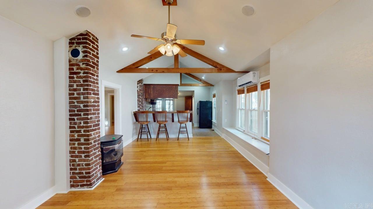 1209 Clifton  Conway, AR