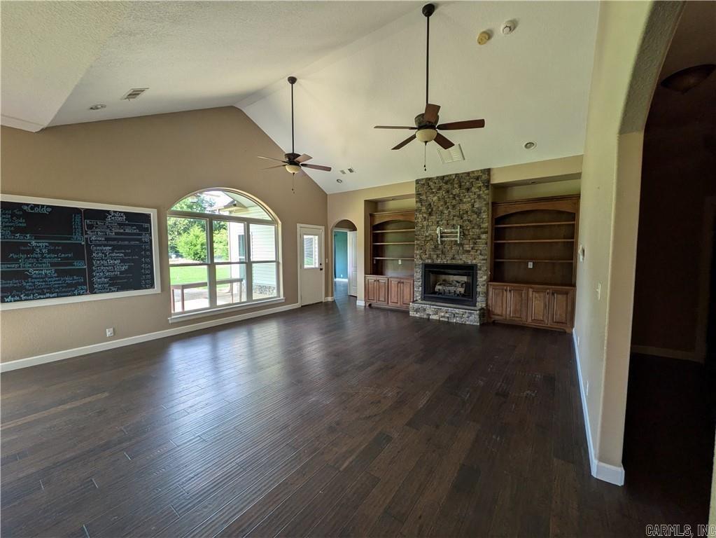 302 Private Rd 3388  Clarksville, AR