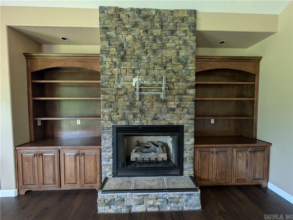 302 Private Rd 3388  Clarksville, AR