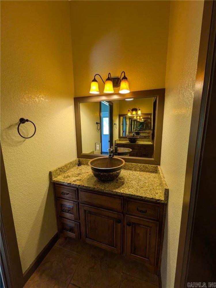 302 Private Rd 3388  Clarksville, AR