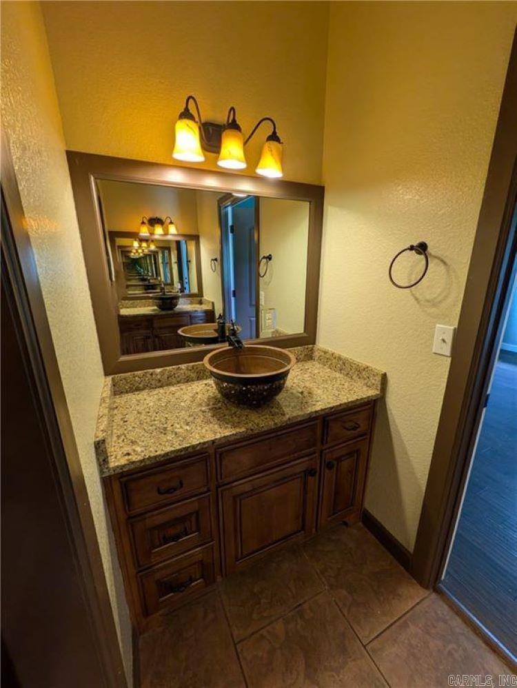 302 Private Rd 3388  Clarksville, AR