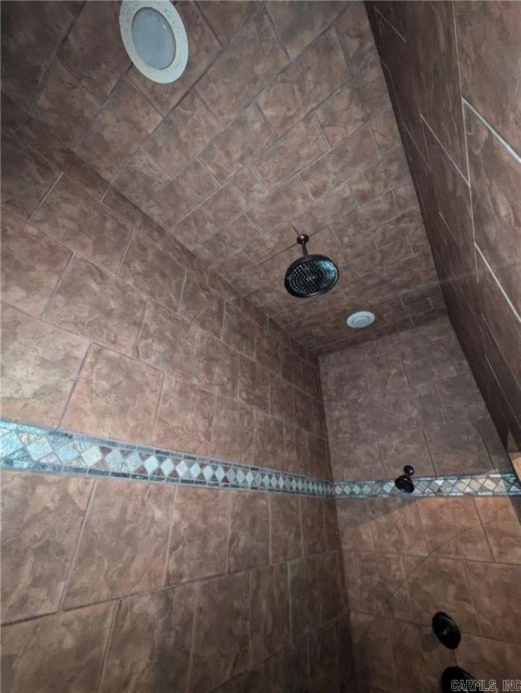 302 Private Rd 3388  Clarksville, AR