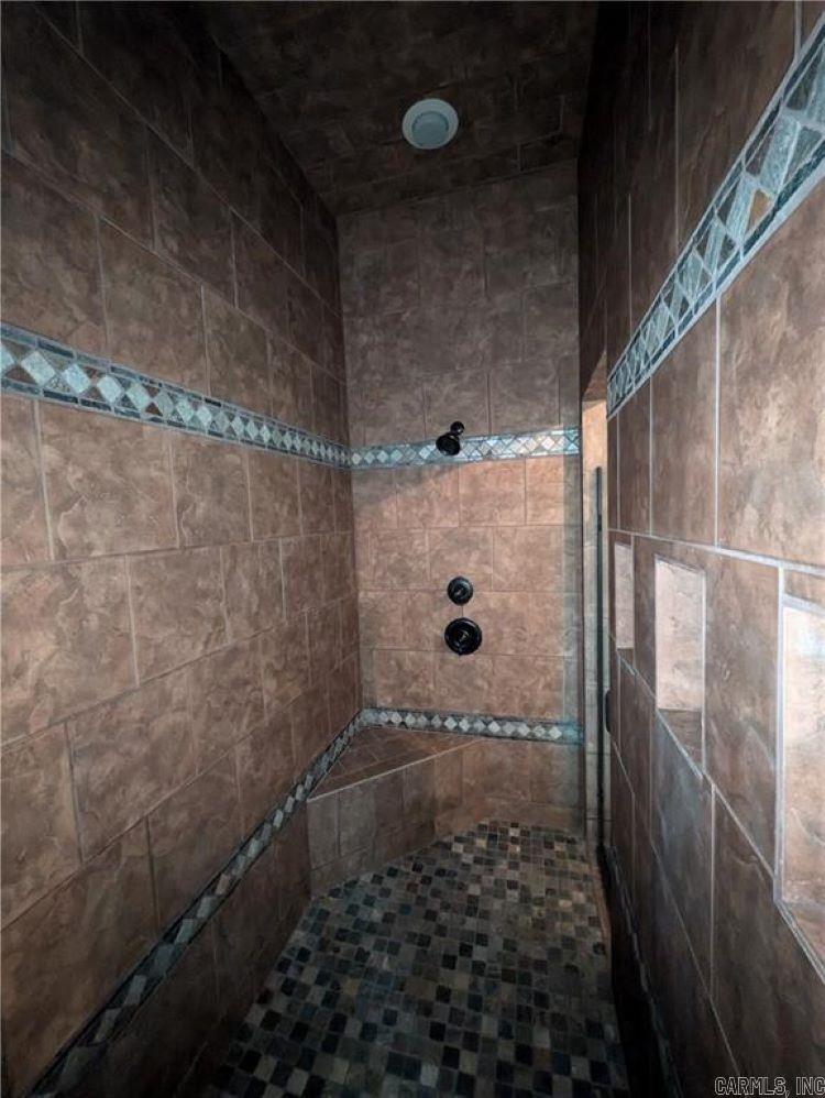 302 Private Rd 3388  Clarksville, AR