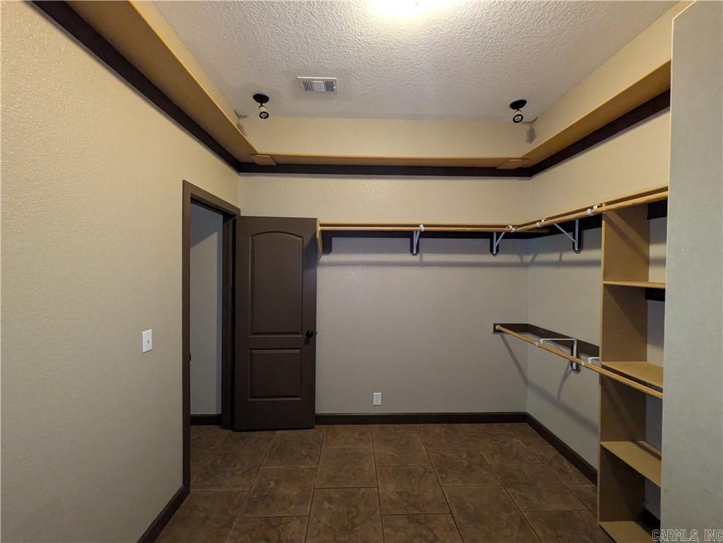 302 Private Rd 3388  Clarksville, AR