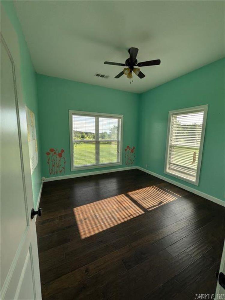 302 Private Rd 3388  Clarksville, AR