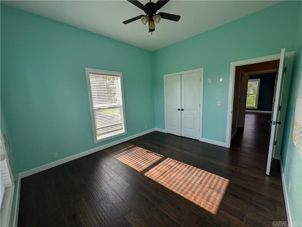 302 Private Rd 3388  Clarksville, AR