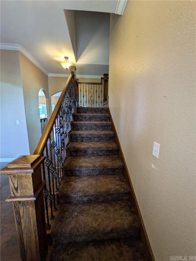 302 Private Rd 3388  Clarksville, AR