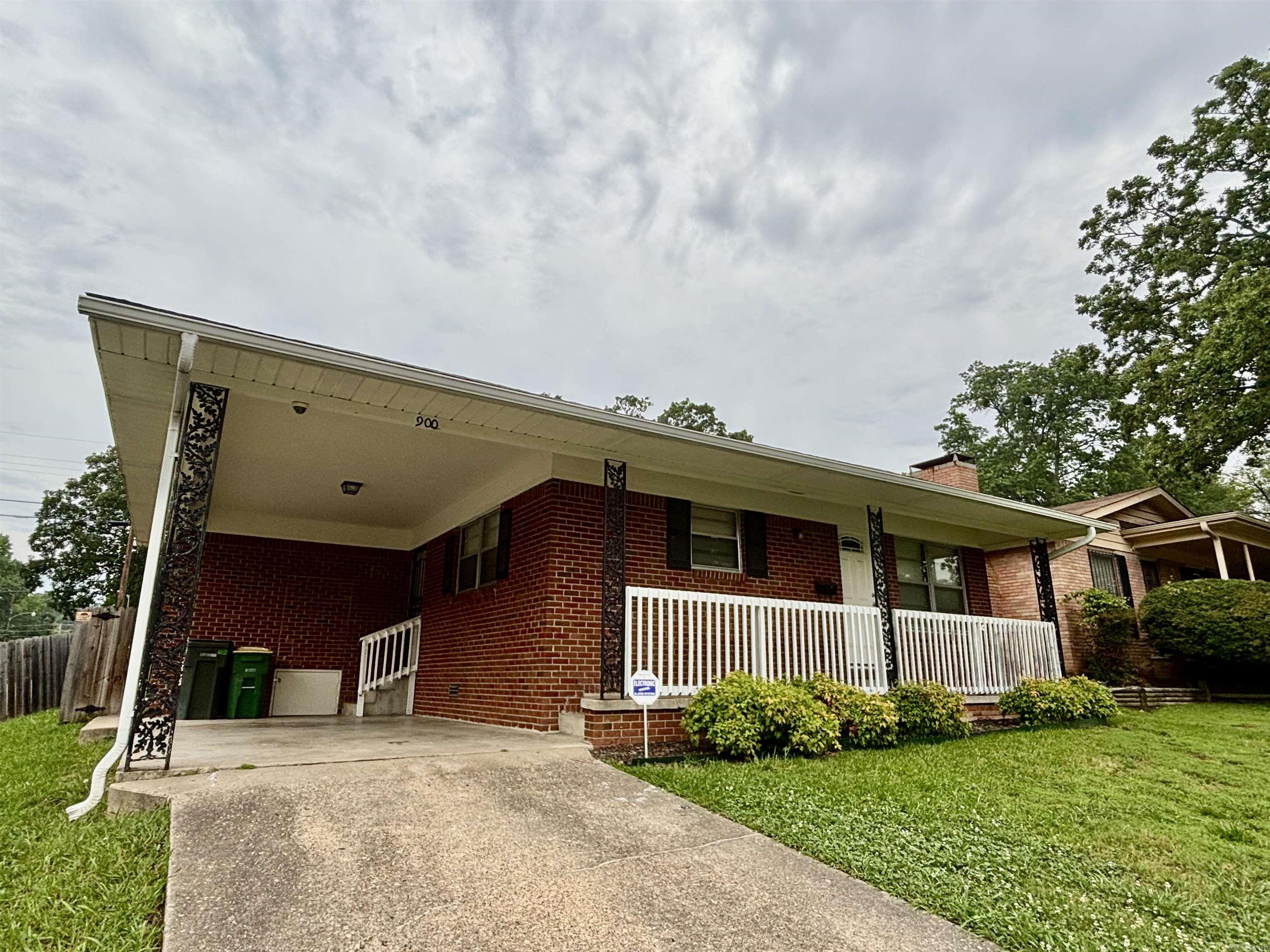900 N Hughes St  Little Rock, AR