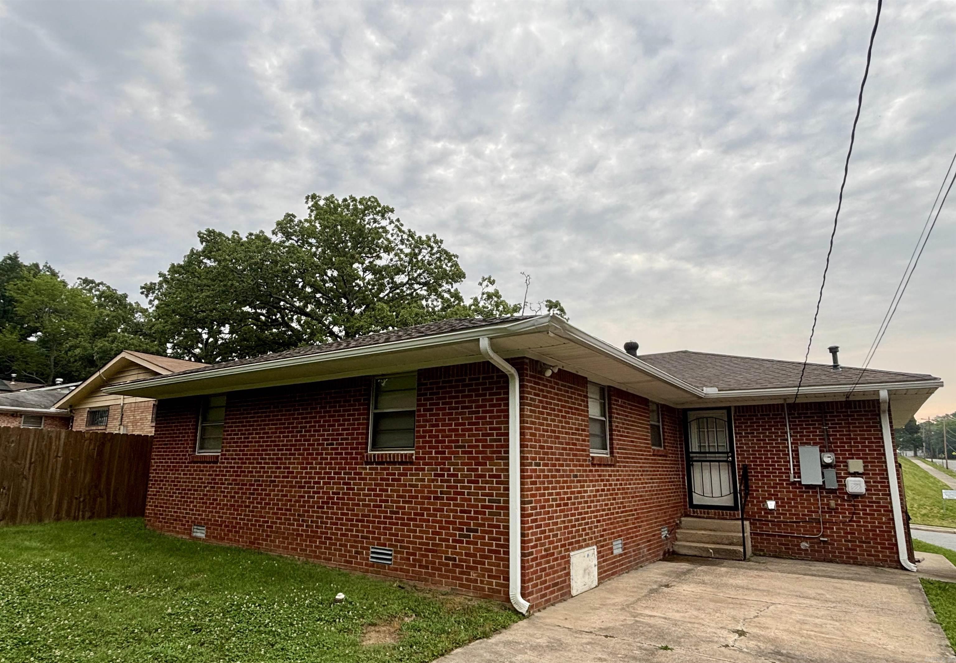 900 N Hughes St  Little Rock, AR