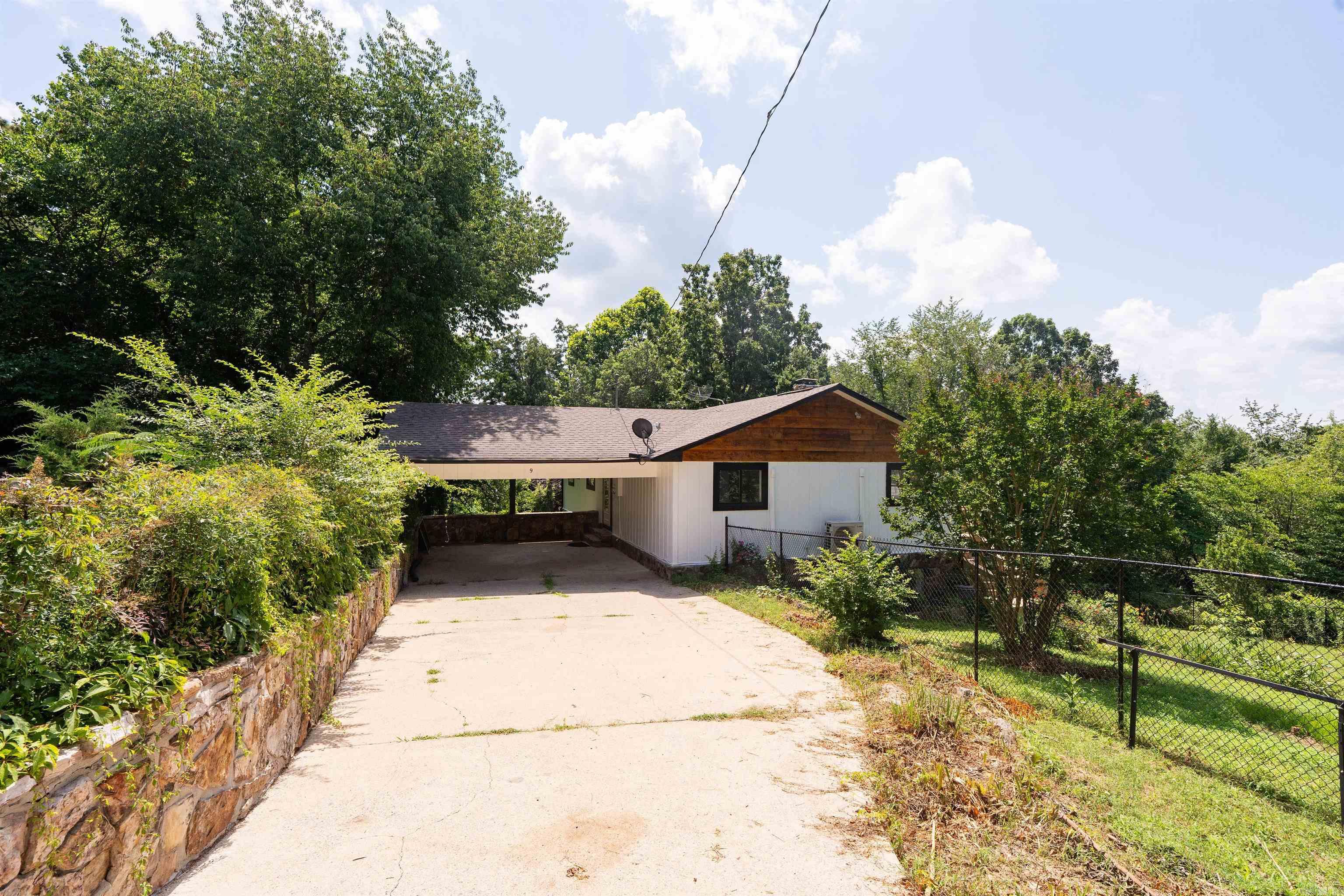 9 Whispering  Edgemont, AR