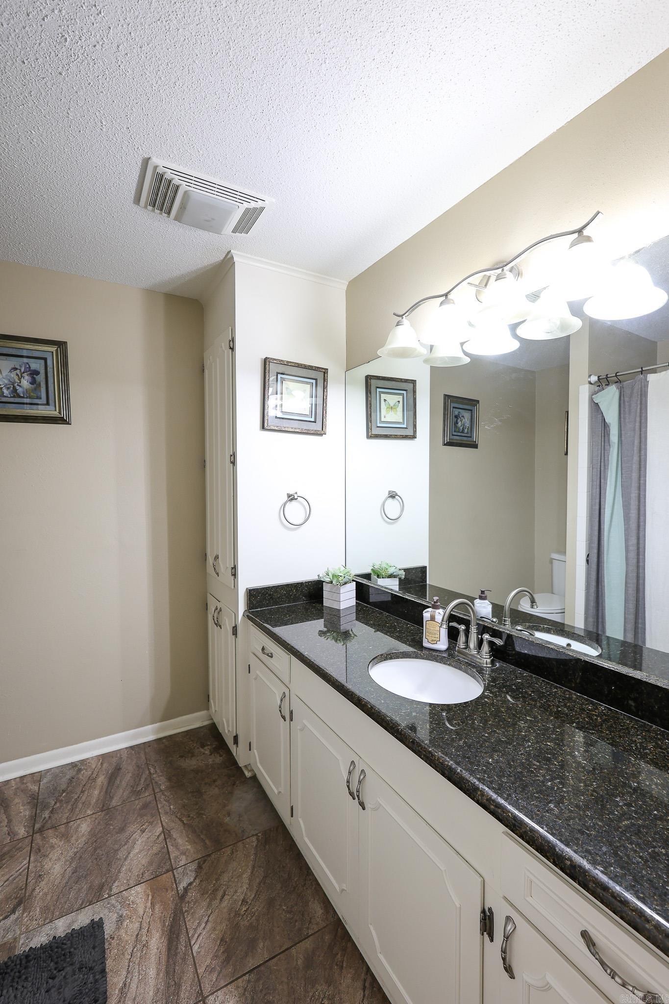 2305 W Main  El Dorado, AR