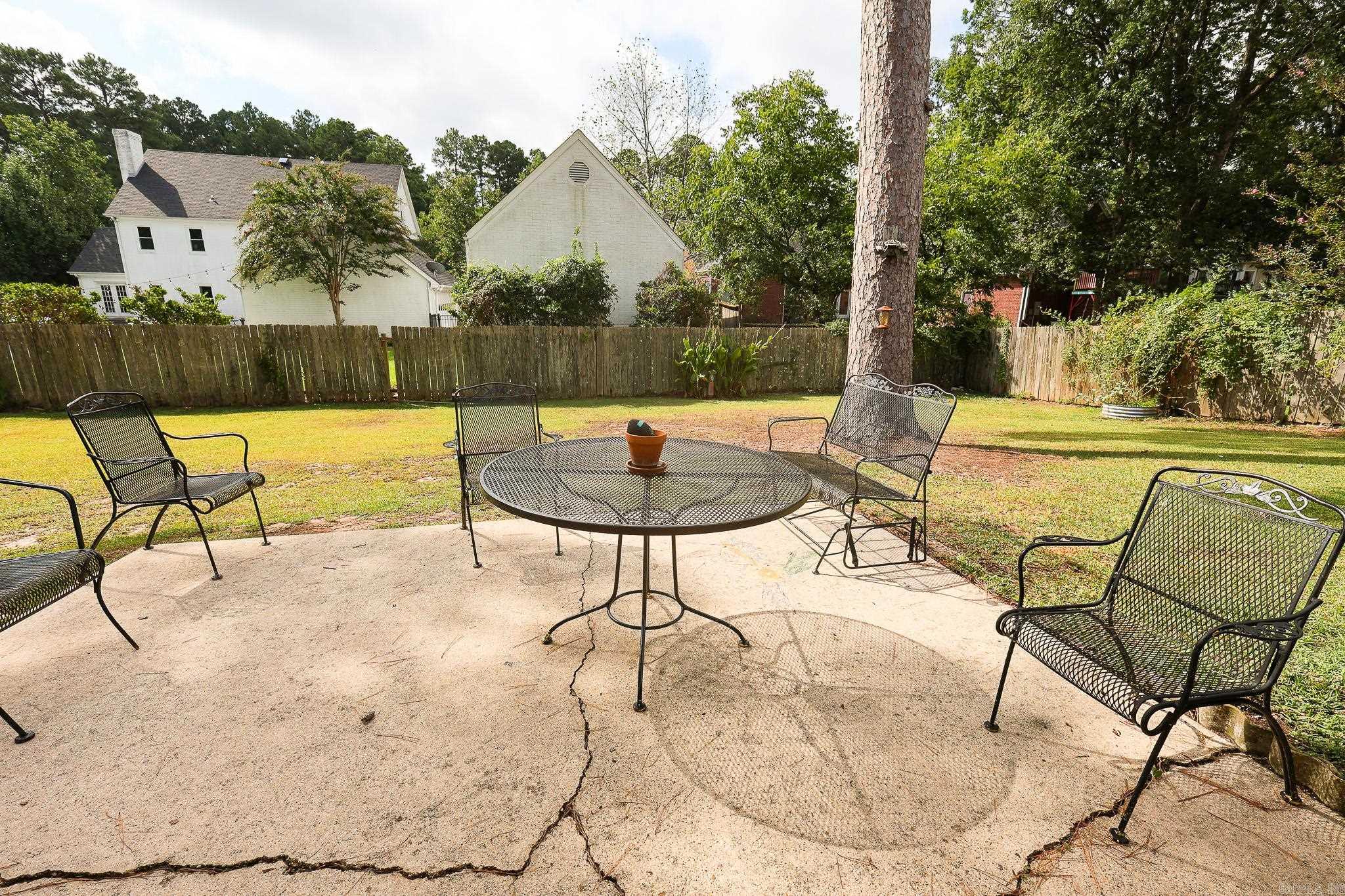 2305 W Main  El Dorado, AR