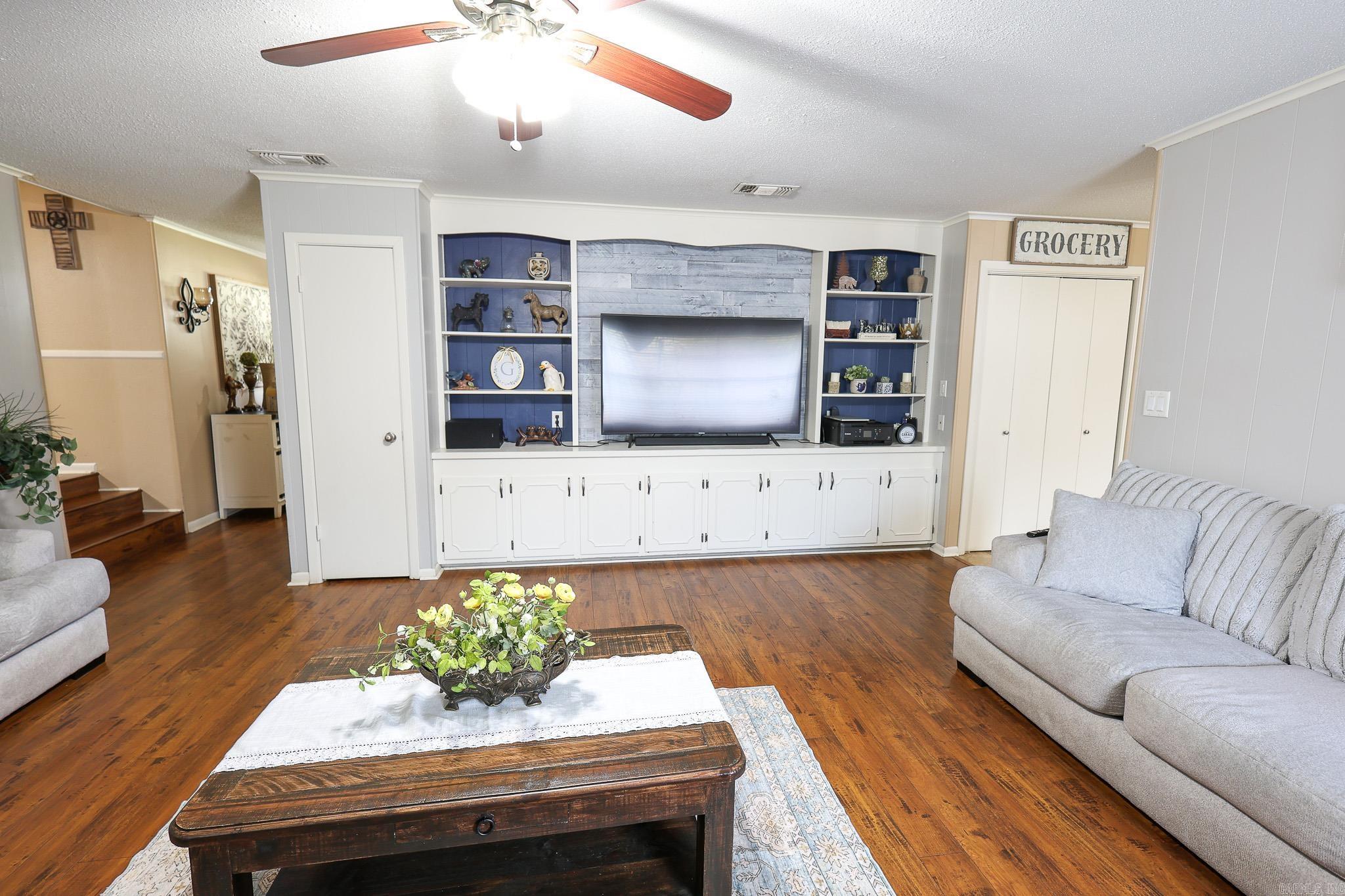 2305 W Main  El Dorado, AR