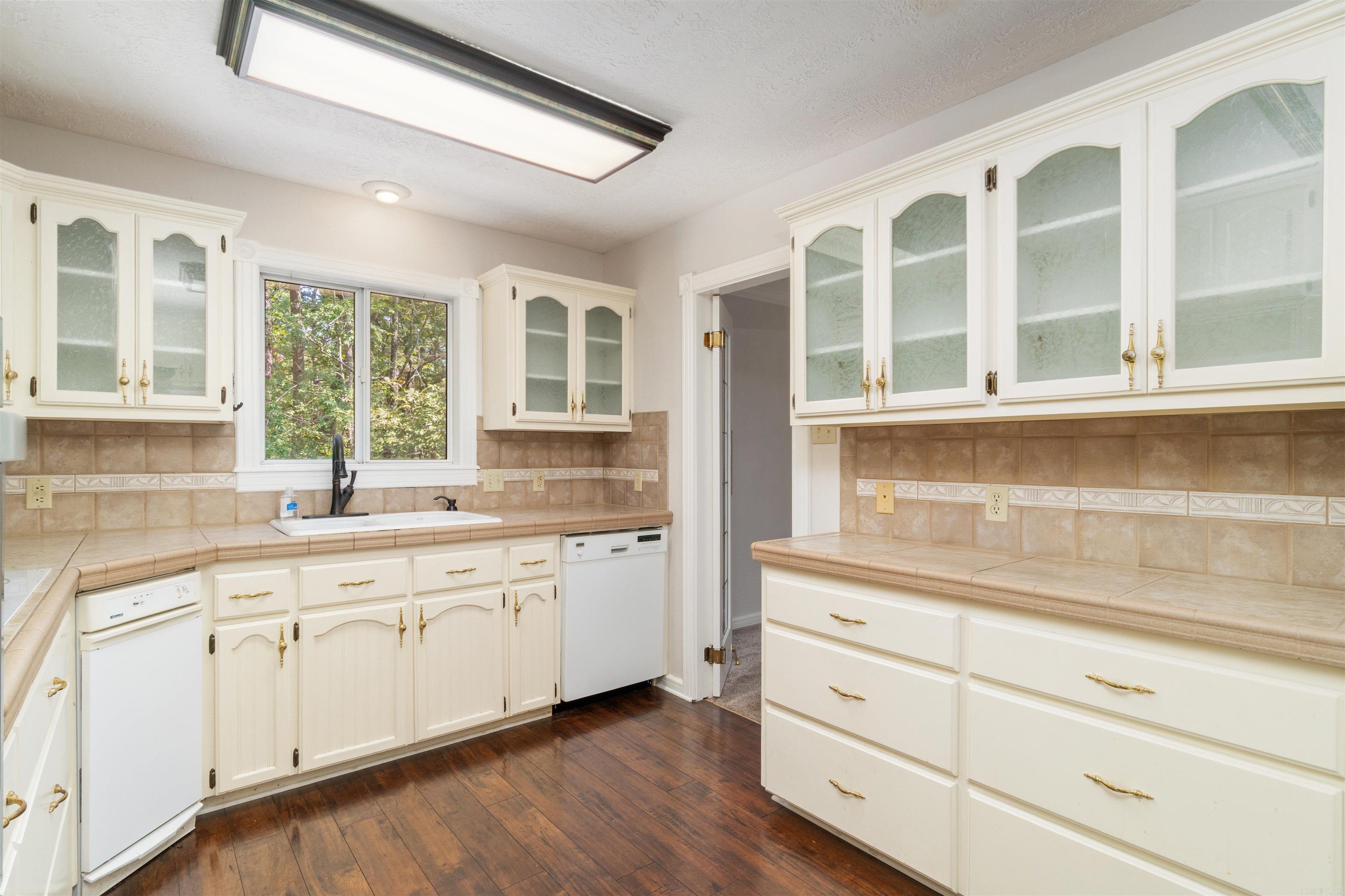 45 Gerona  Hot Springs, AR