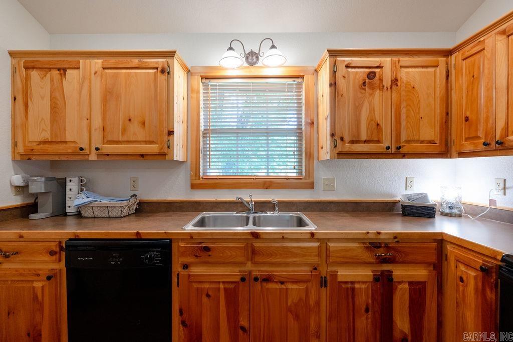 2 Lobo  Heber Springs, AR