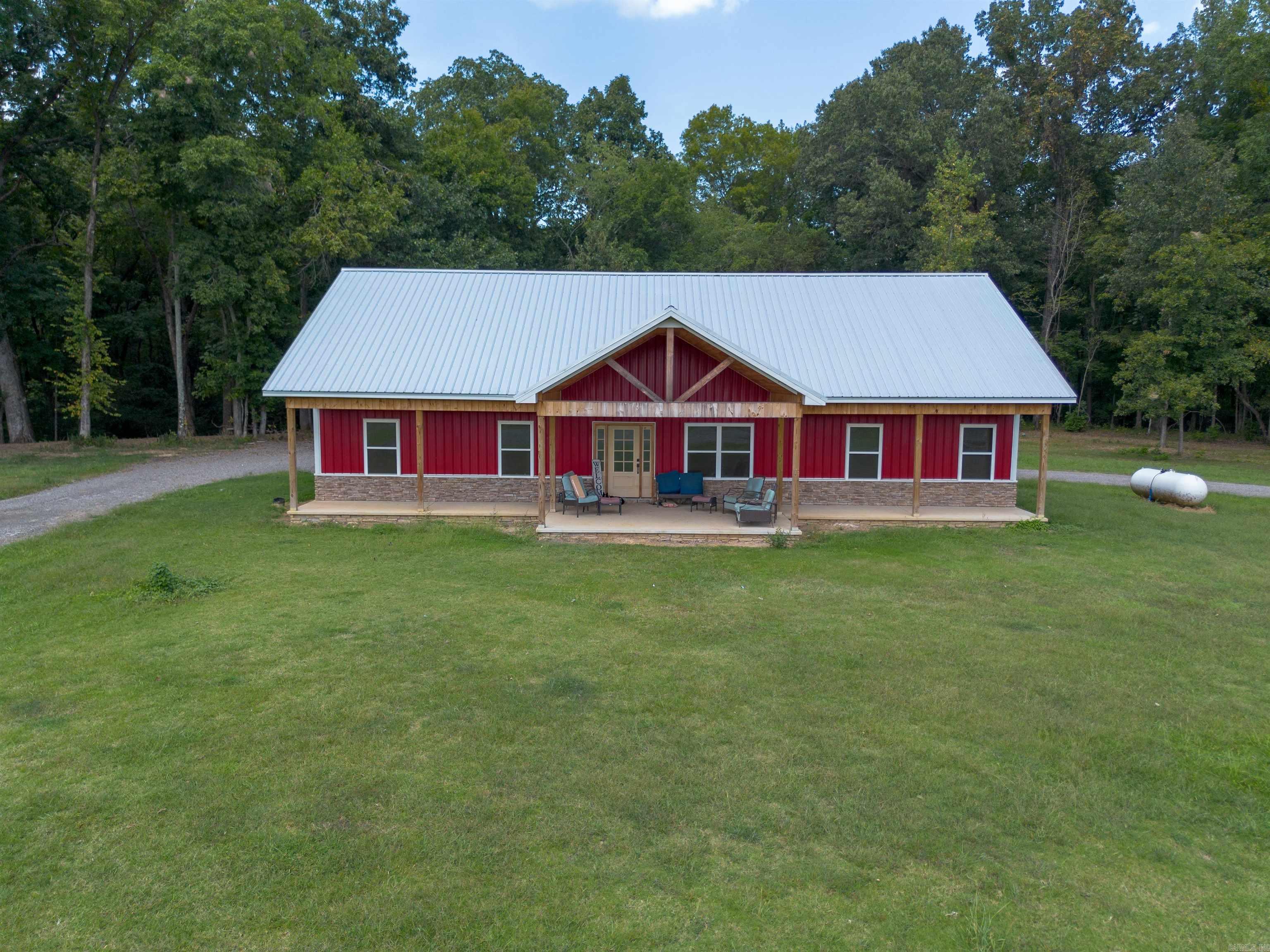 550 Sunshine Ln.  Pangburn, AR