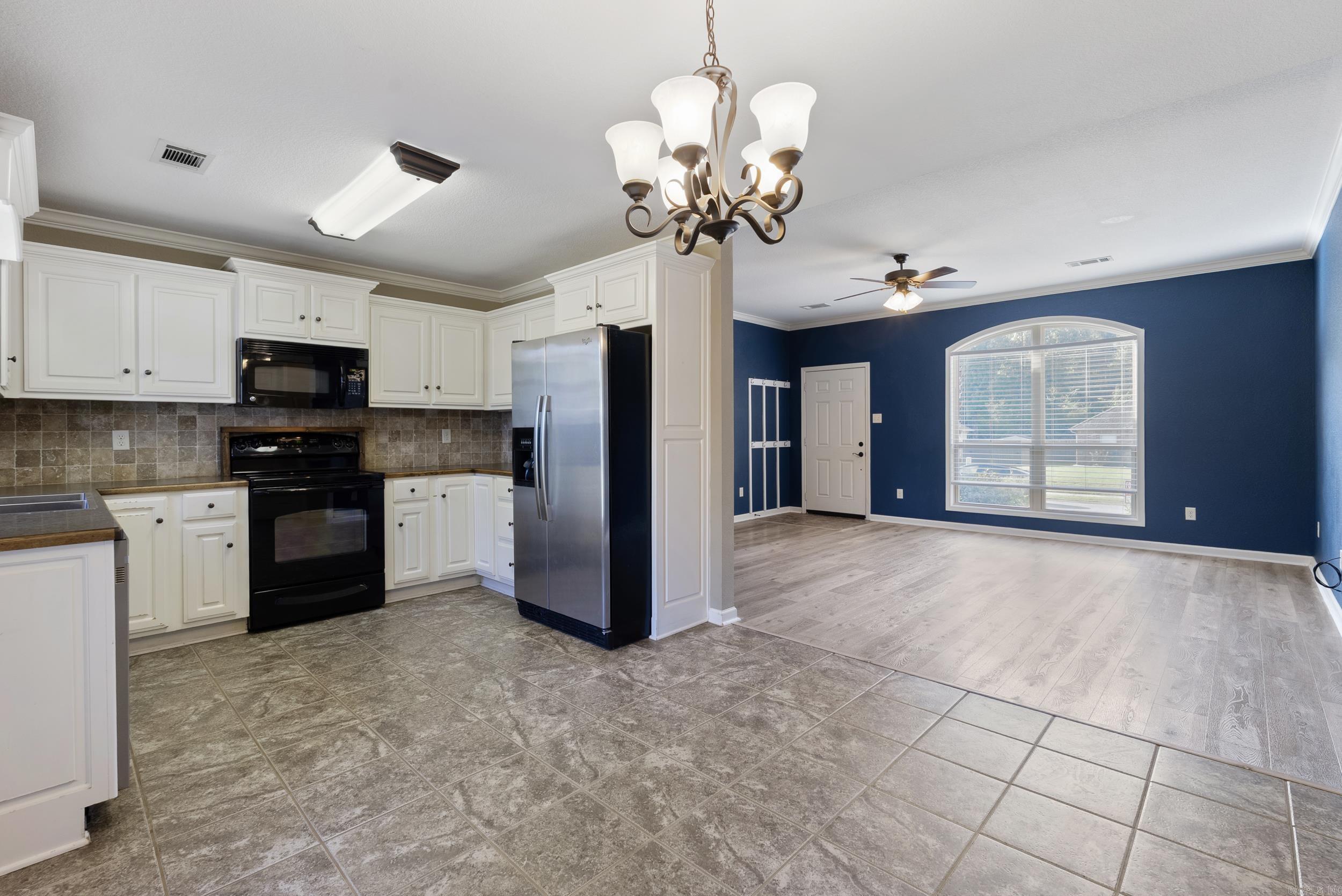 236 Creek View Drive  Austin, AR