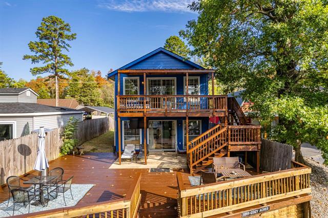 1051  Cozy Acres  Mountain Pine, AR