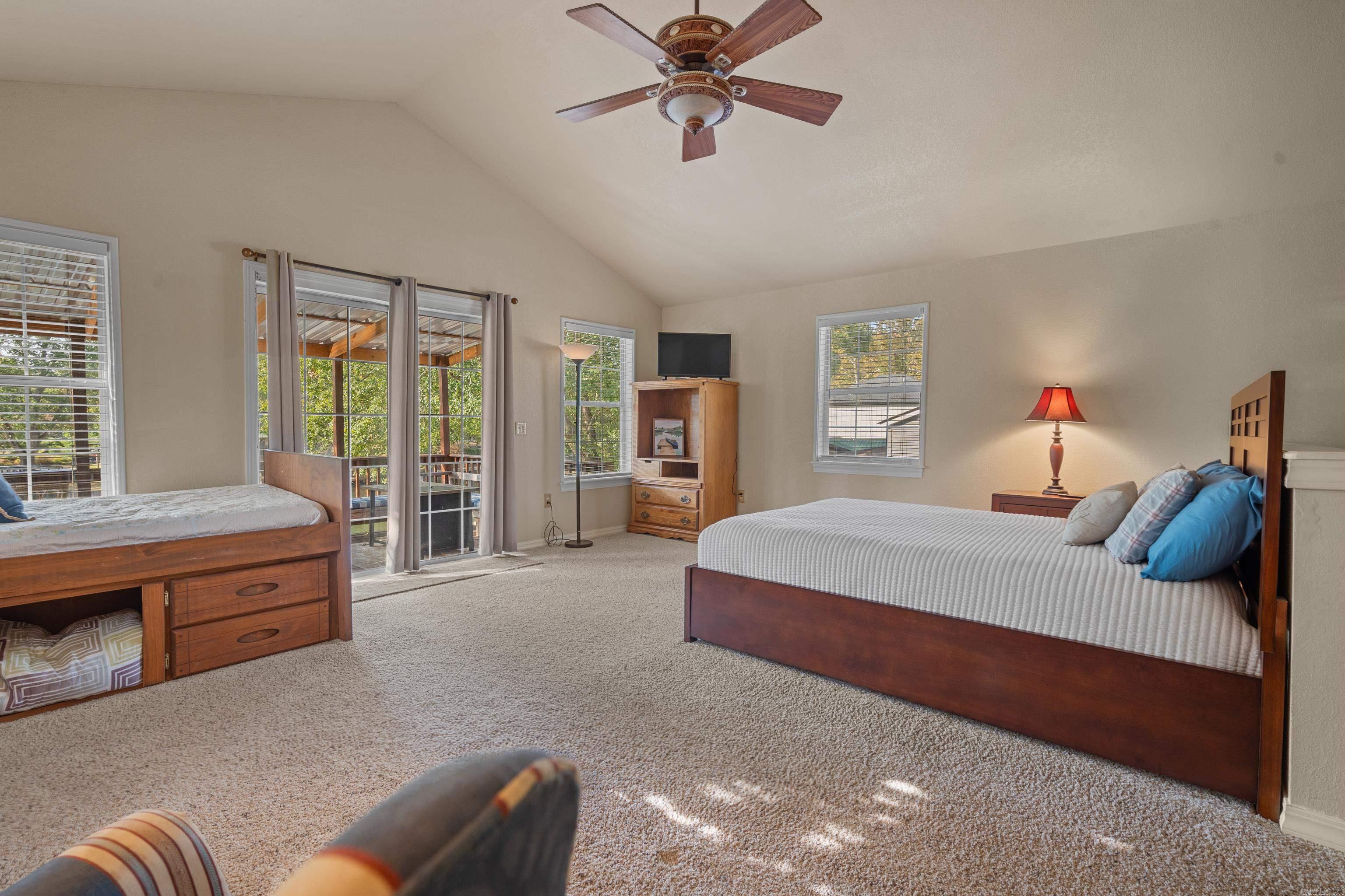 1051 Cozy Acres  Mountain Pine, AR