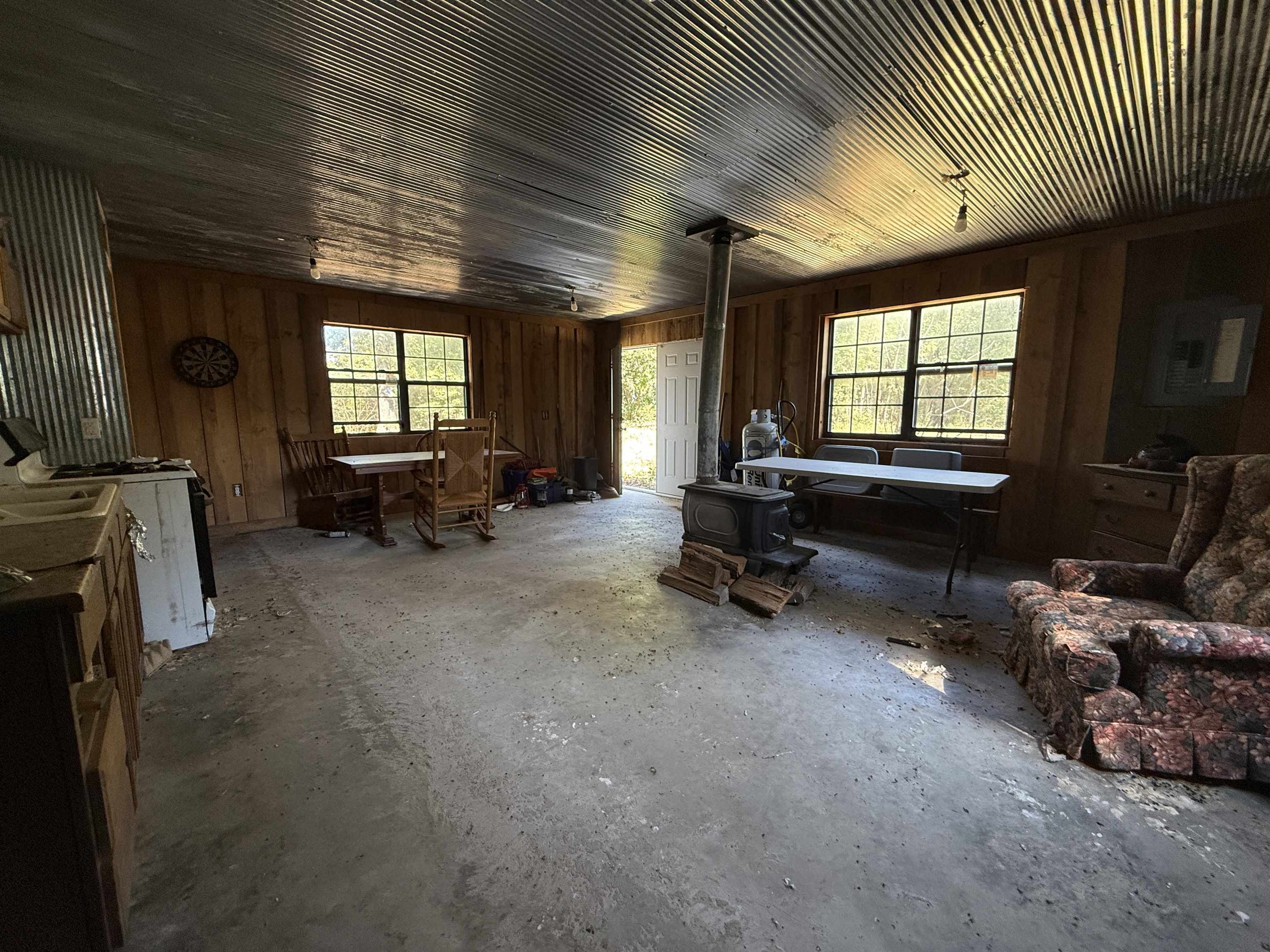 115A Greasy Bottom Road  Melbourne, AR