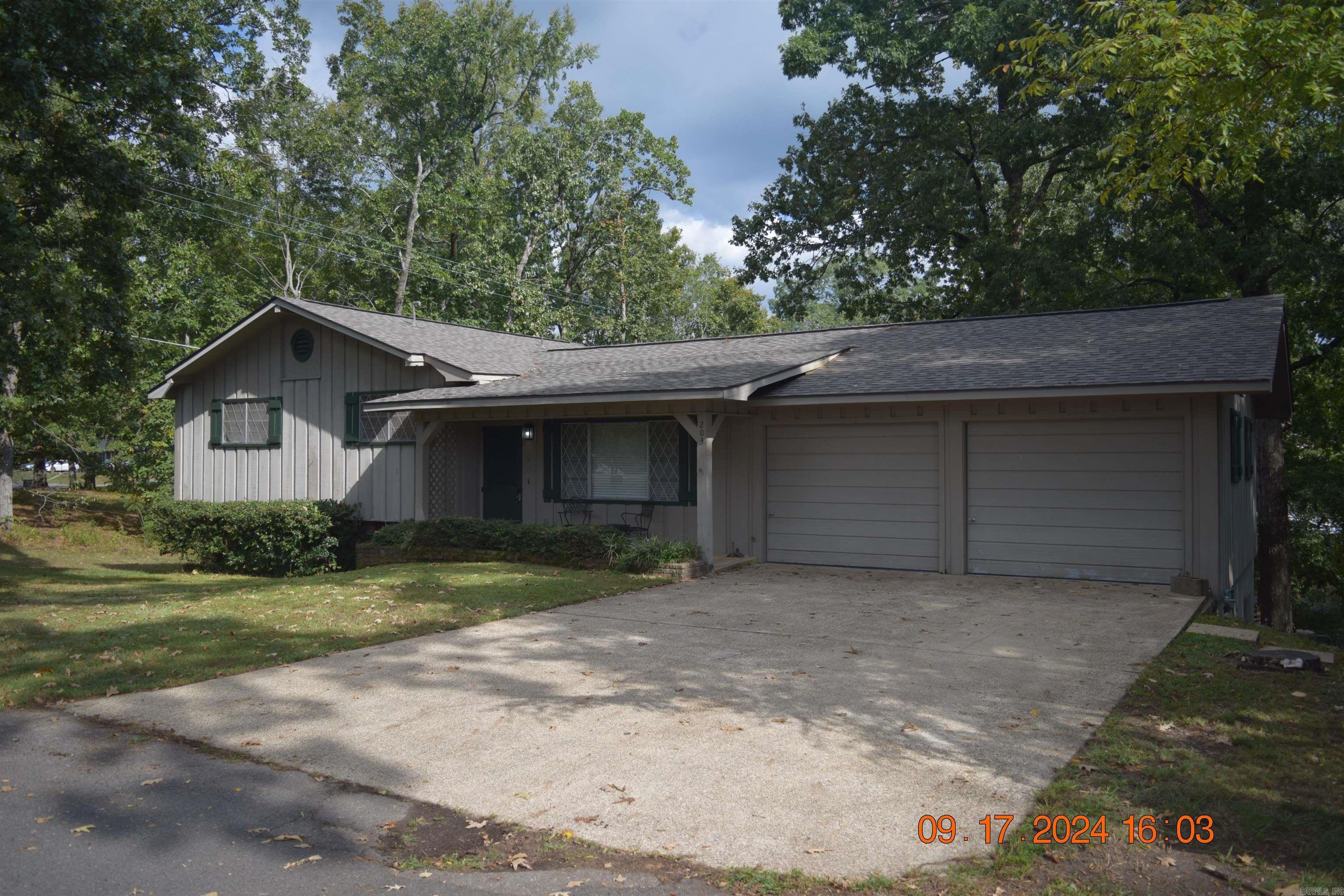 203 Halteria  Hot Springs, AR