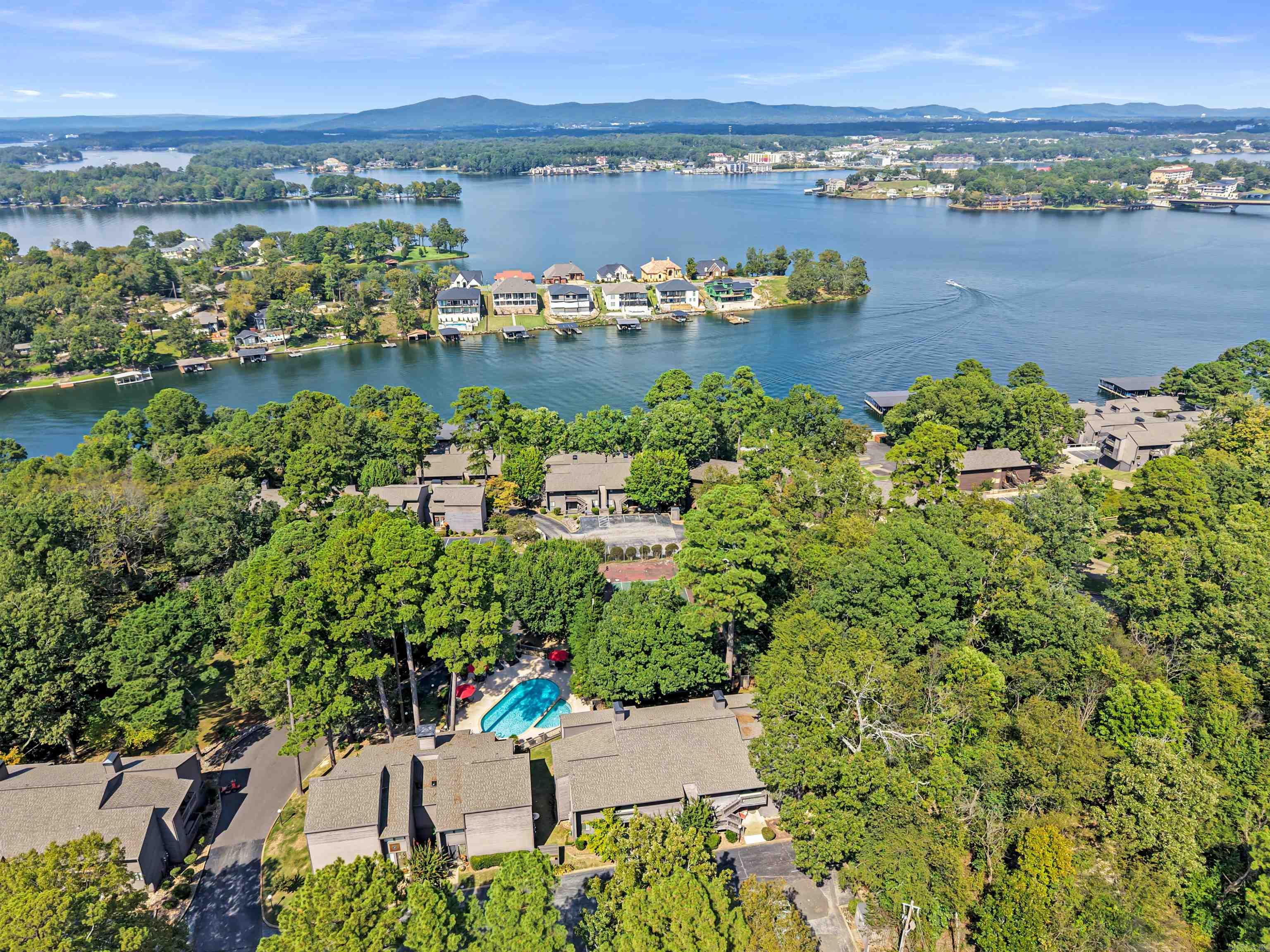 200 Hamilton Oaks  Hot Springs, AR