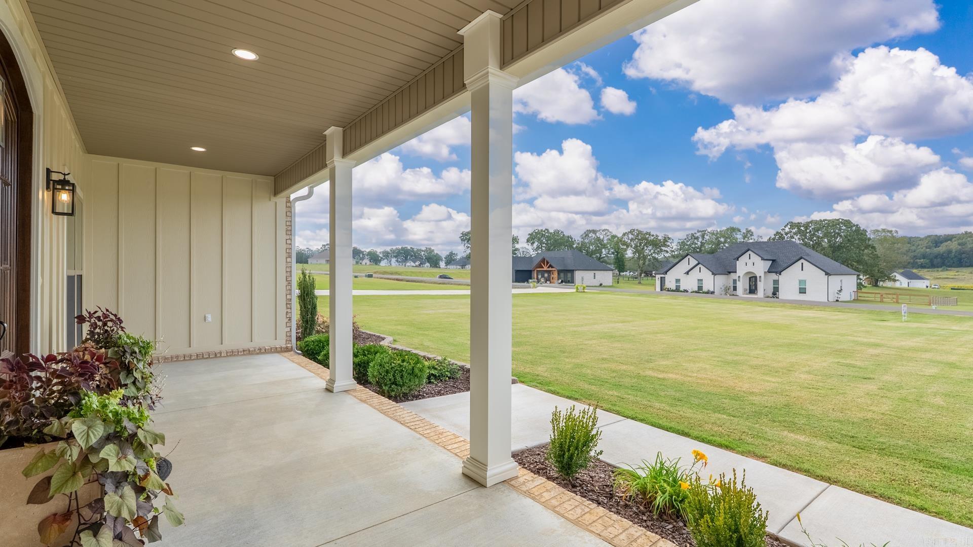 17 Republican Loop  Greenbrier, AR