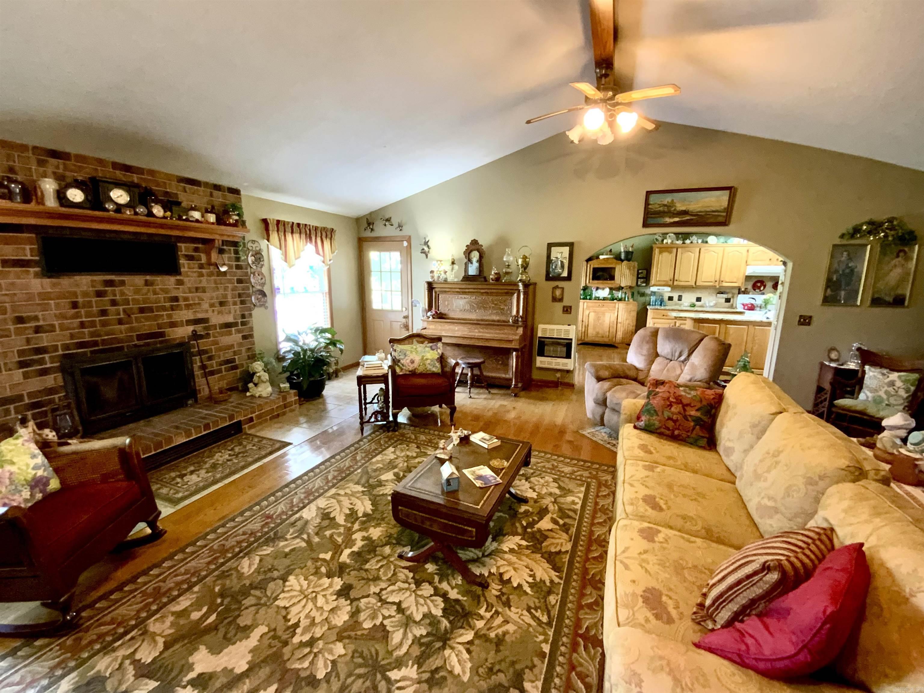 1549 Little Rock  Heber Springs, AR