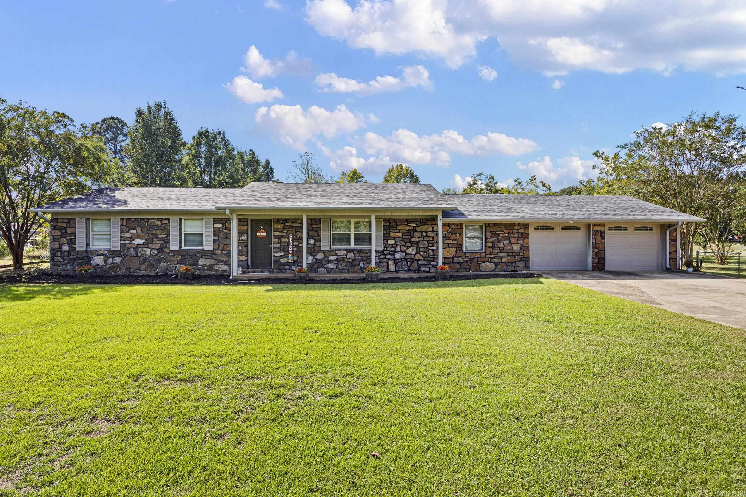 806 Avenue 8 SE  Atkins, AR