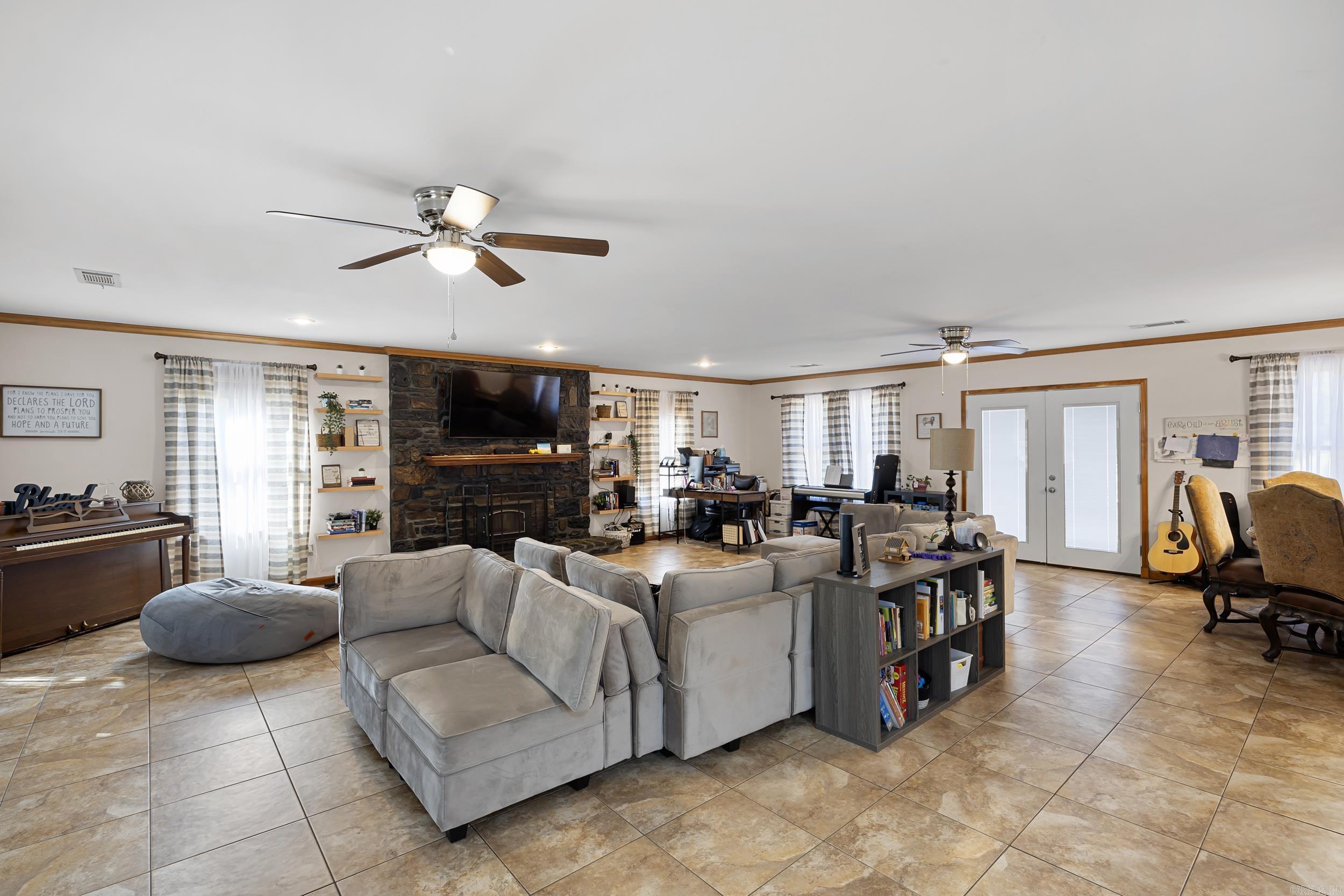 806 Avenue 8 SE  Atkins, AR
