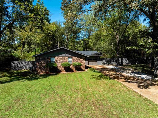480  Hawkins  Batesville, AR