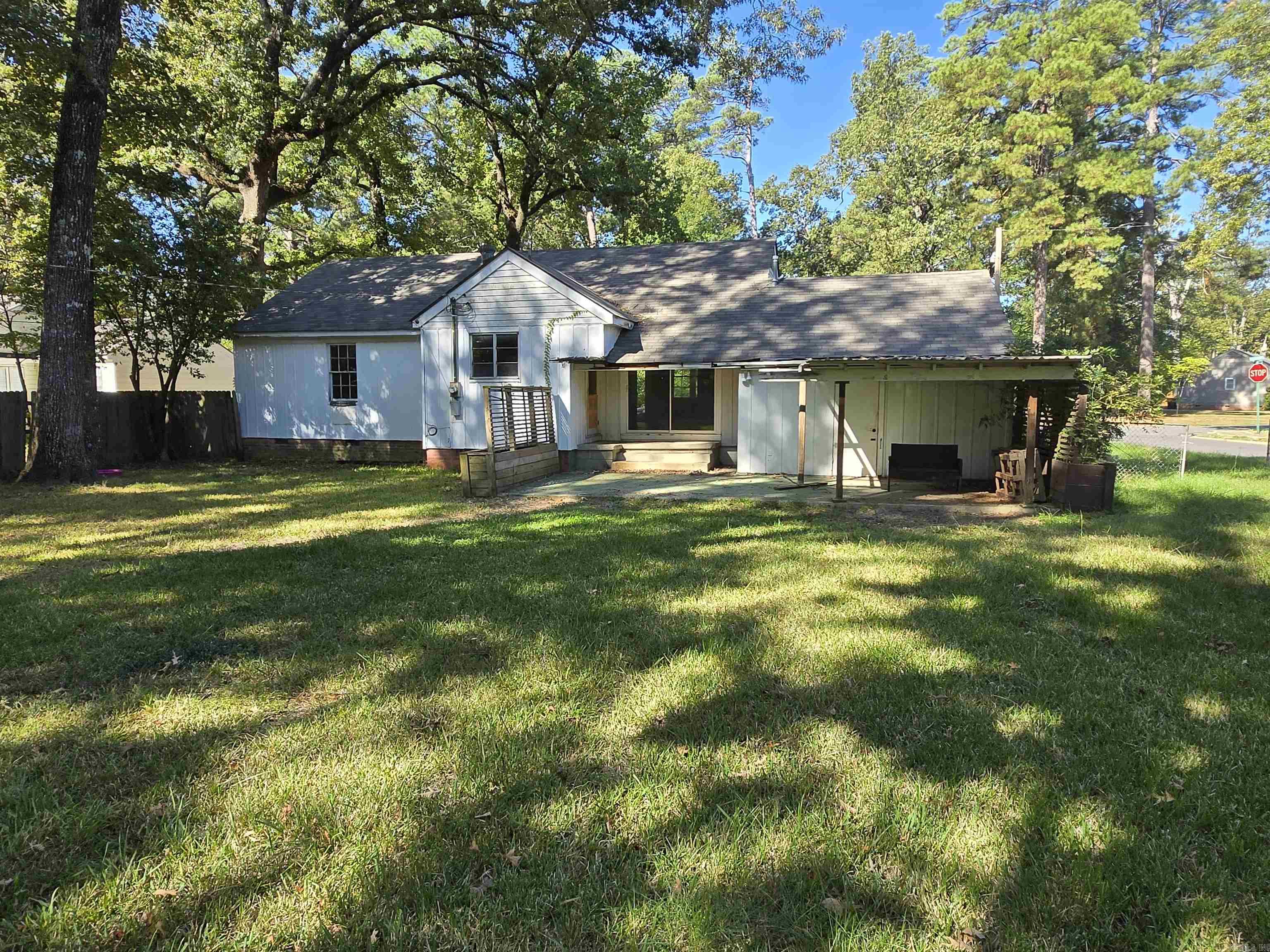 905 Cedar  Crossett, AR