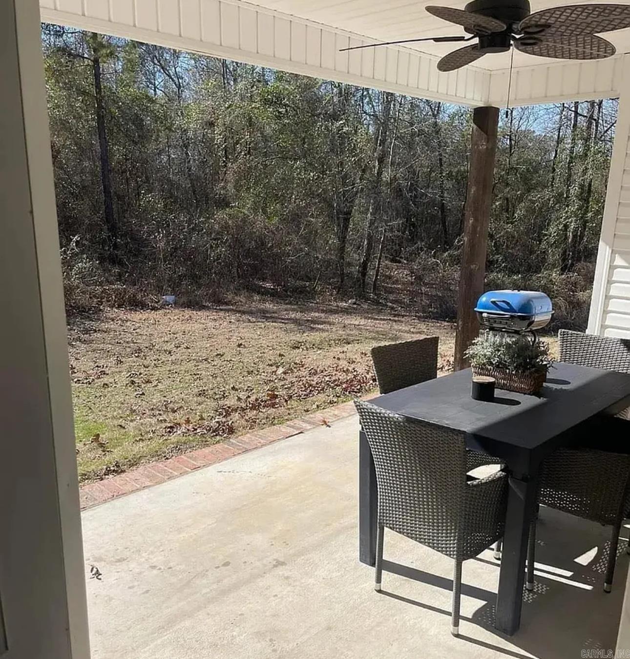 2096 Creekwood Circle  Bauxite, AR