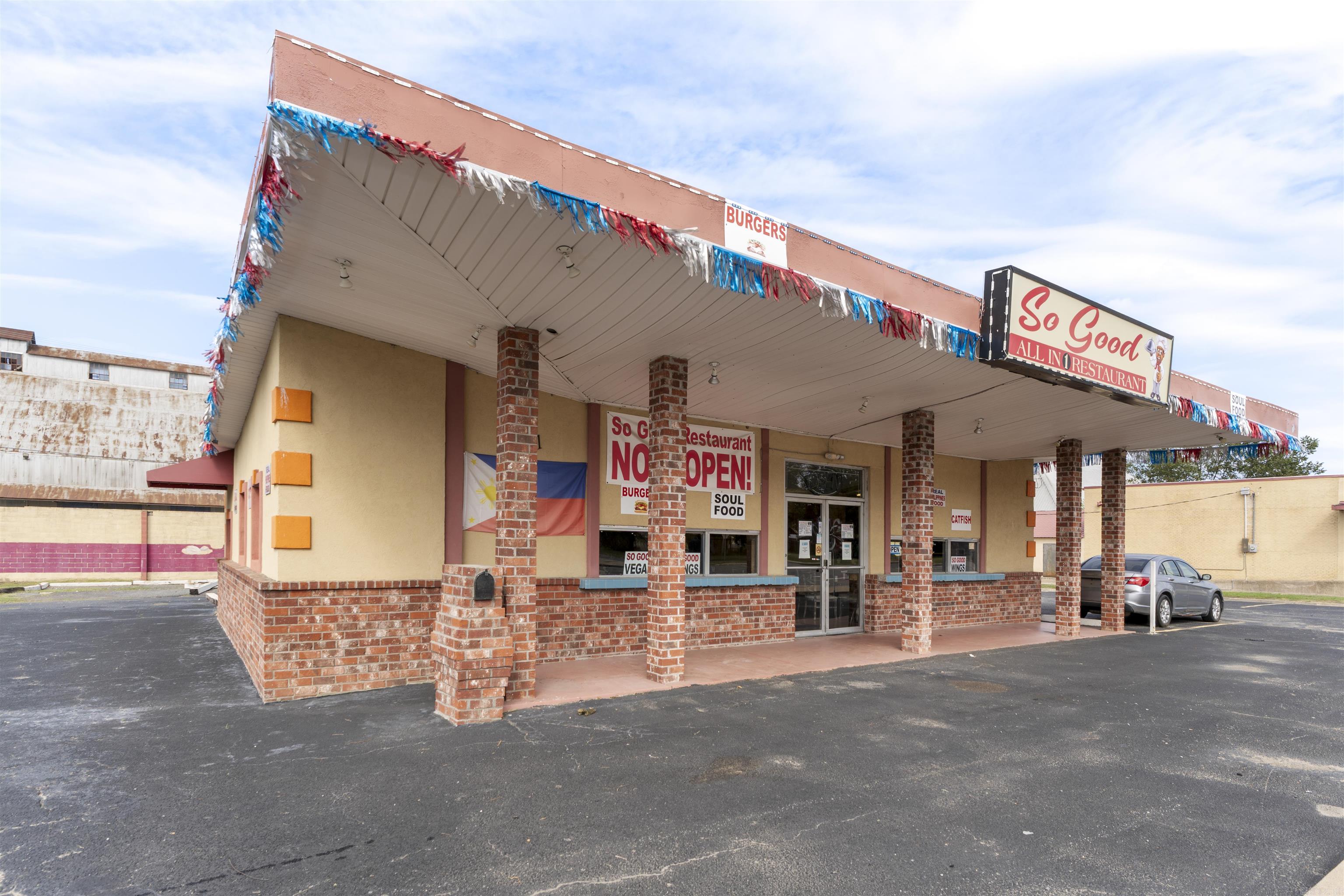 2221 E Broadway  North Little Rock, AR