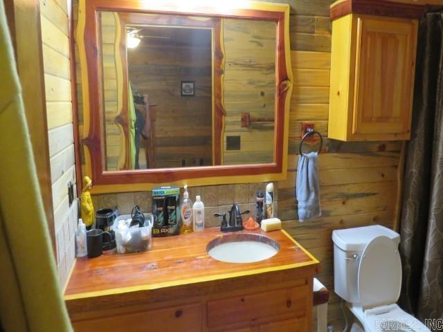 212 Cedar Hill  Mountain View, AR