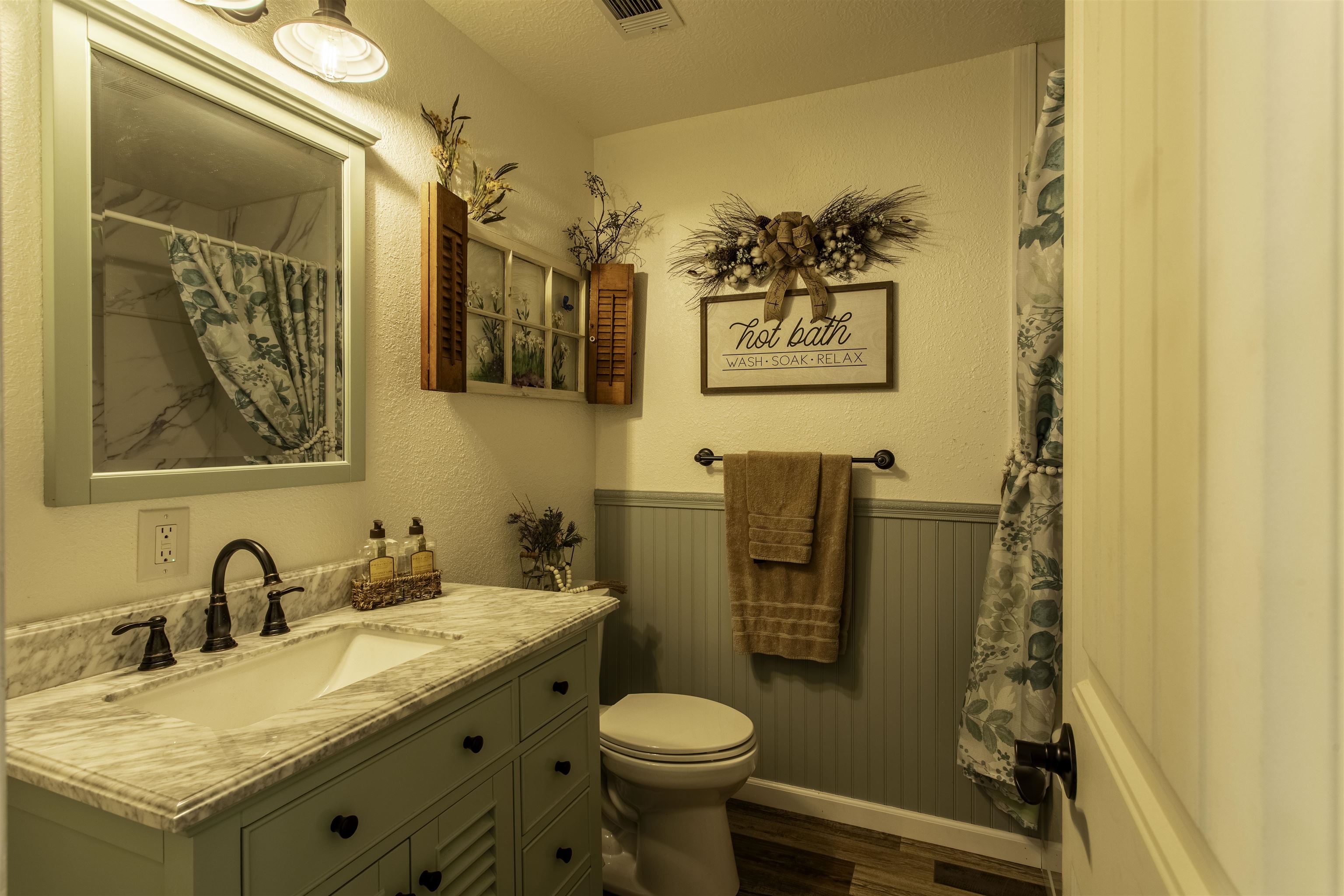 215 W Main  Evening Shade, AR