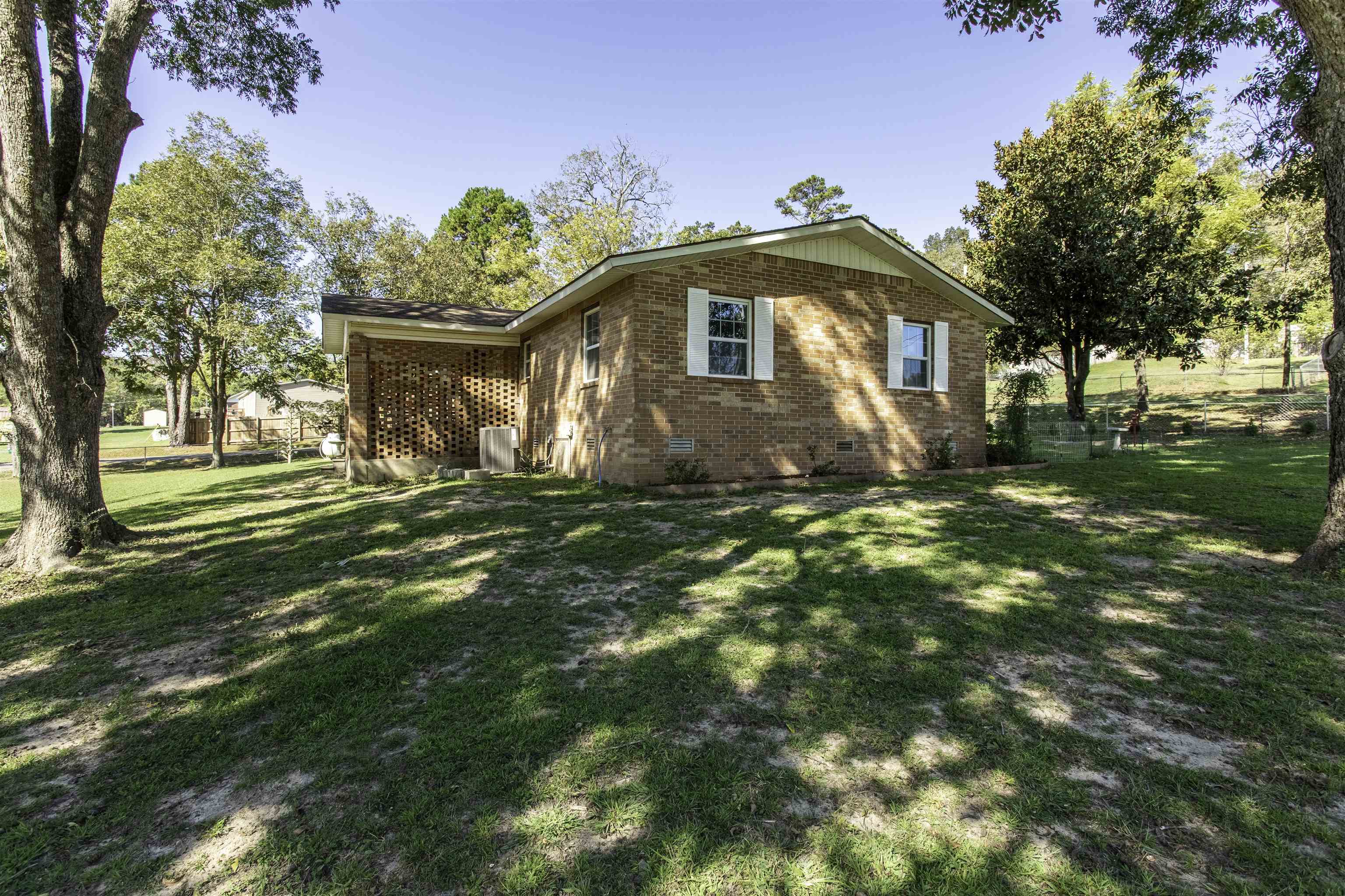 215 W Main  Evening Shade, AR