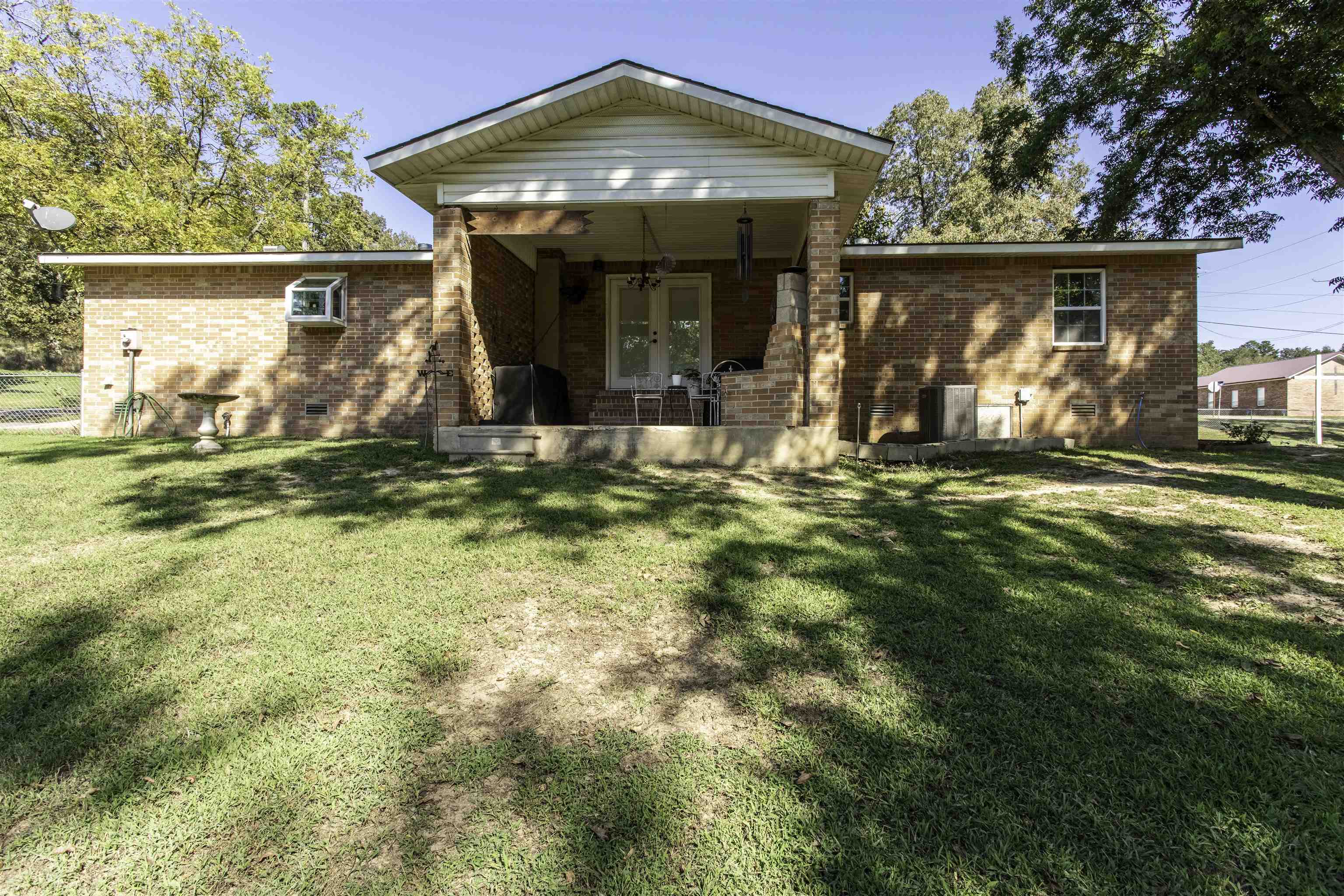 215 W Main  Evening Shade, AR