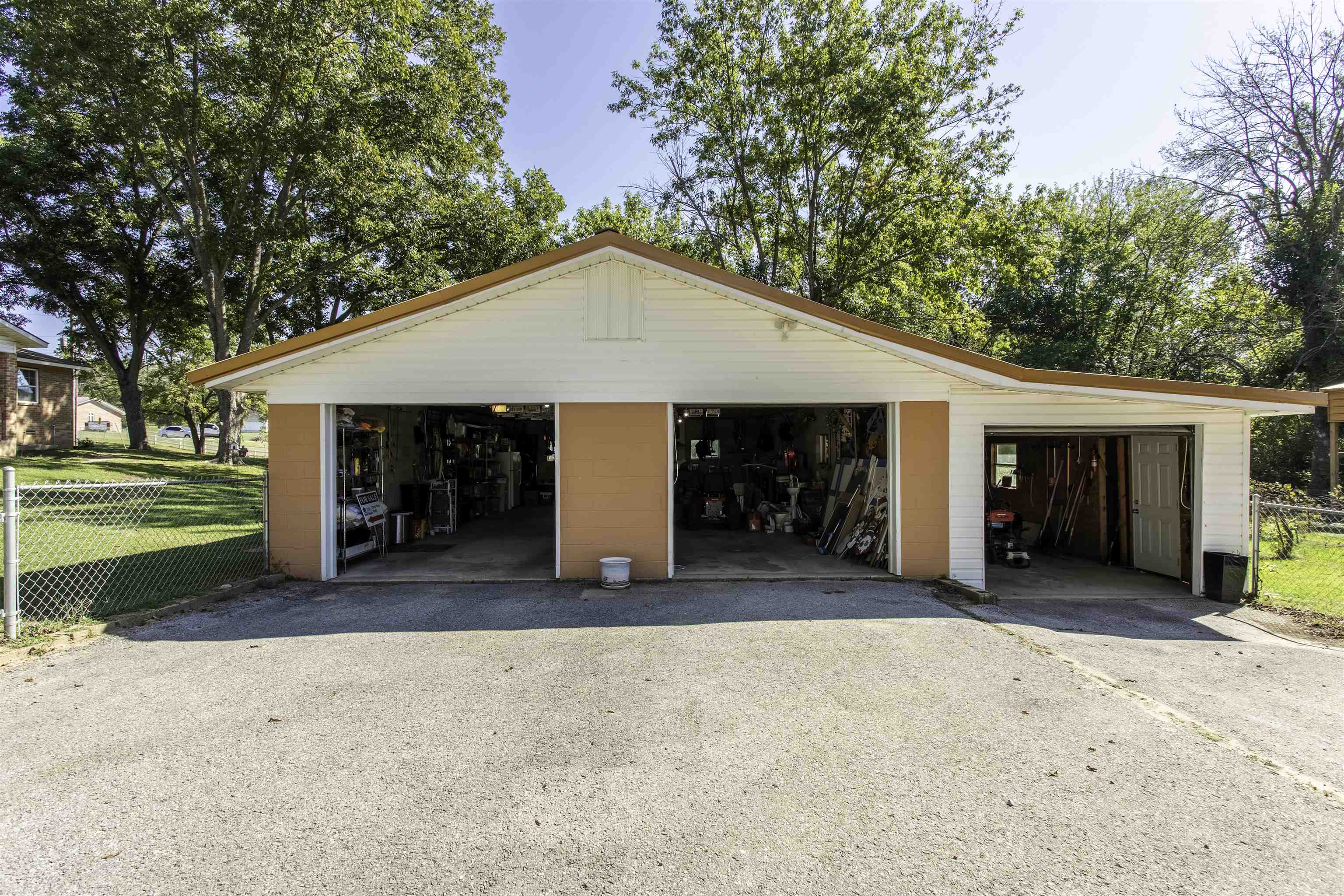215 W Main  Evening Shade, AR